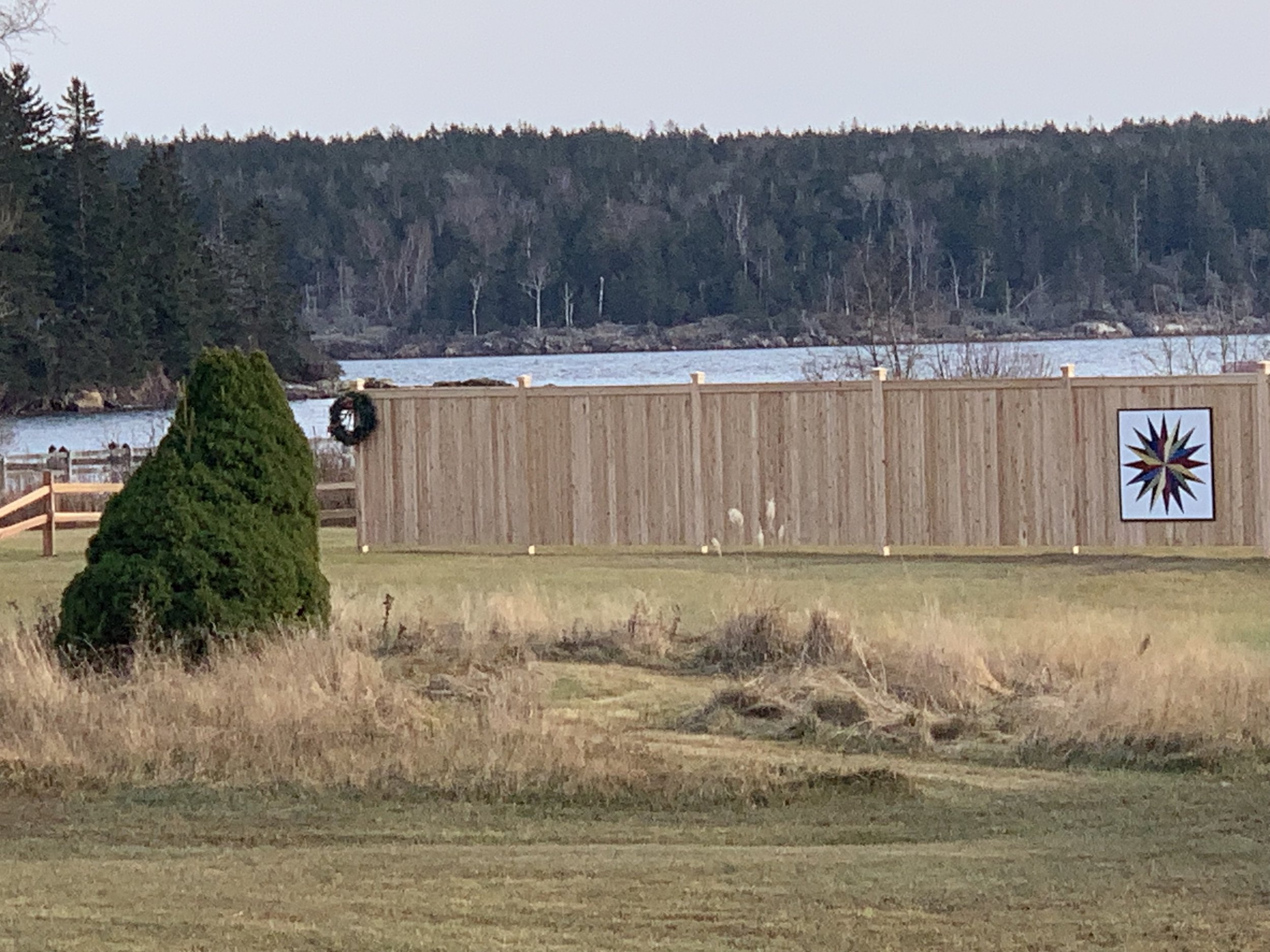 custom cedar privacy panels (C5)
