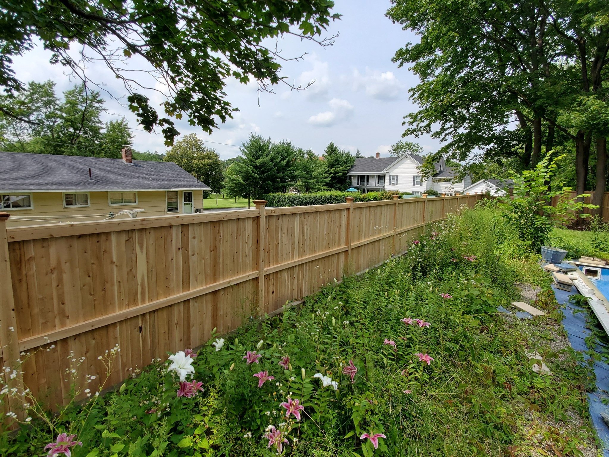 Good neighbor cedar privacy panels (C40)