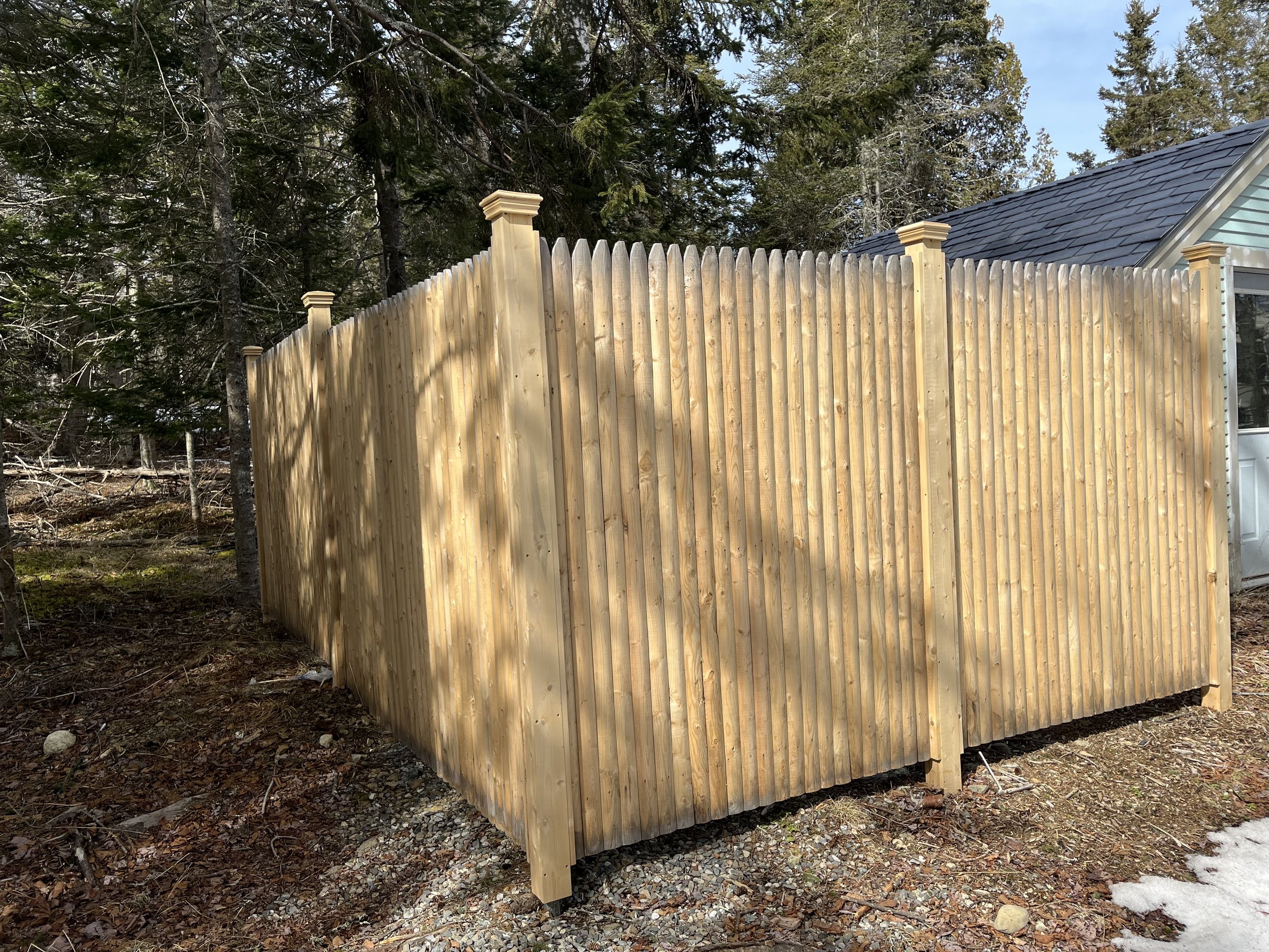 cedar stockade utility enclosure (C28)