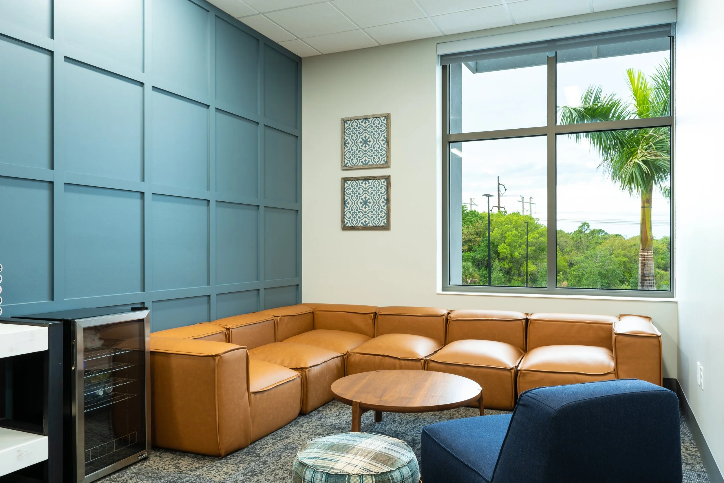 Commercial Office | Touchdown Work Zone