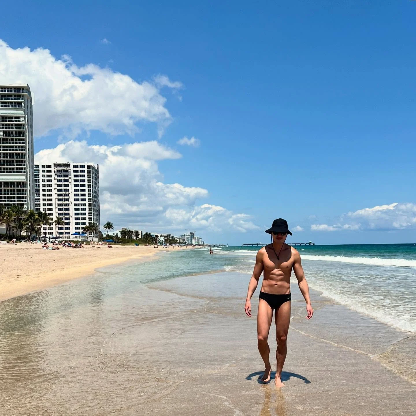 Moments from our engagement trip to Fort Lauderdale and Miami. I was in the worst mood having to leave the ocean today 🤣