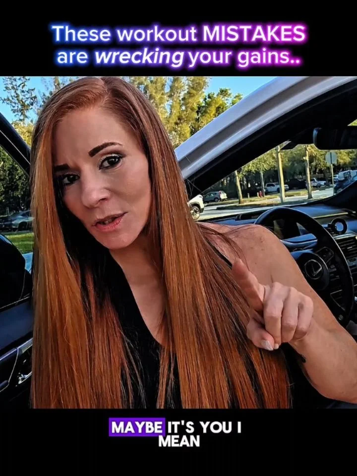 Are you making these mistakes? SWIPE to see! They seriously could be sabotaging your gains.
(You can swipe through the intro if you want 🙂) 

Thanks @insidesoflo for letting me set the record straight. 

 I'm showing you specific moves (I consistent