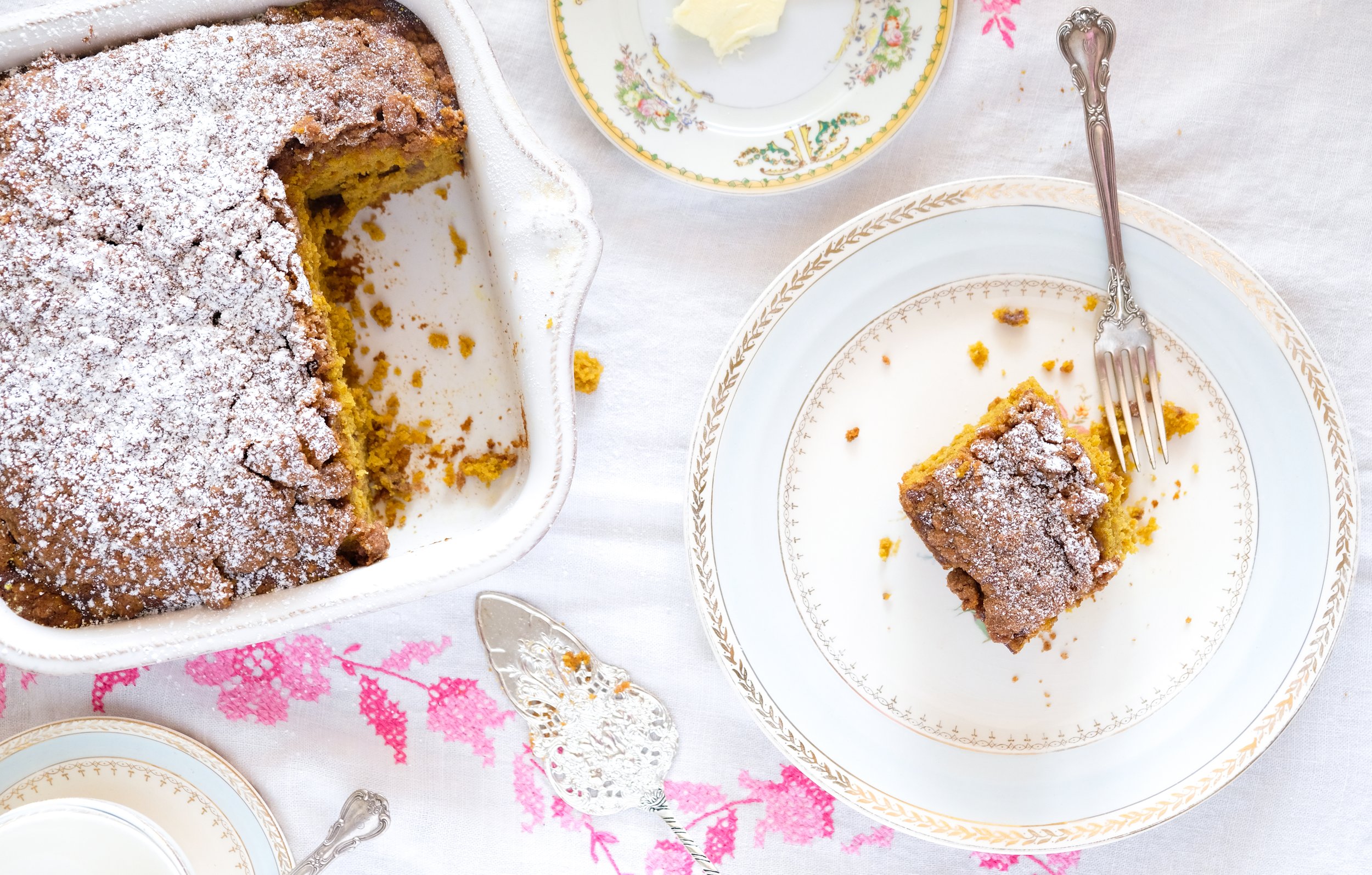 Pumpkin Streusel Coffee Cake