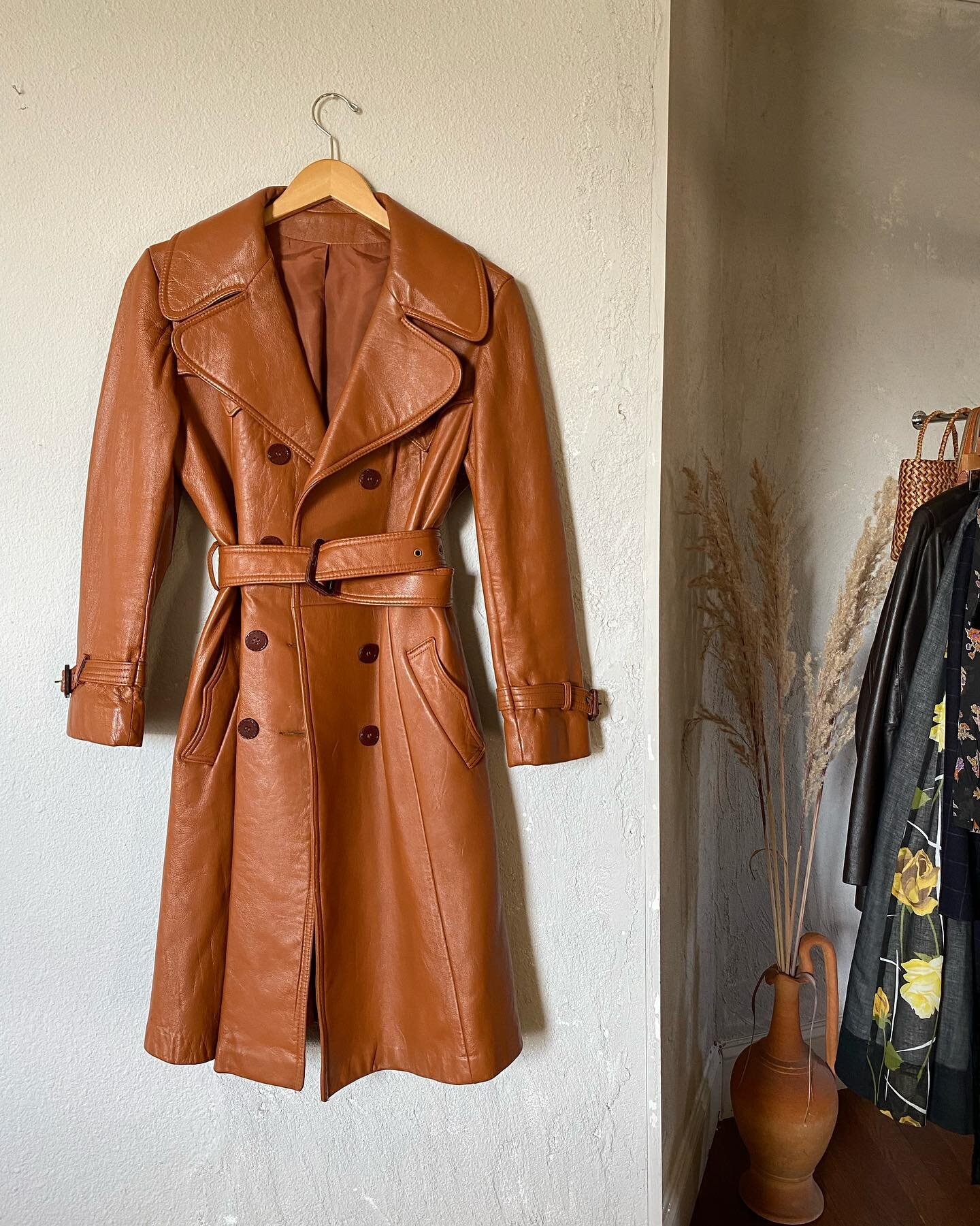 Beautiful 70&rsquo;s honey leather trench (size large) along with tons of fresh spring duds available at the YFA Market @yourfriendsapartment this Friday @theluminaryarts from 5-10pm! Swipe for the full vendor list - it&rsquo;s gonna be the best time