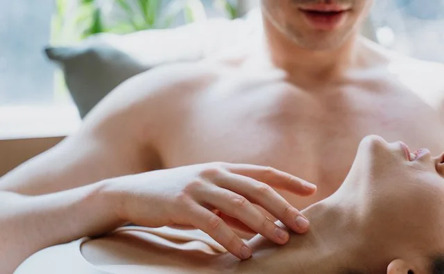 3 New Ways to Give Her The Oral “O”