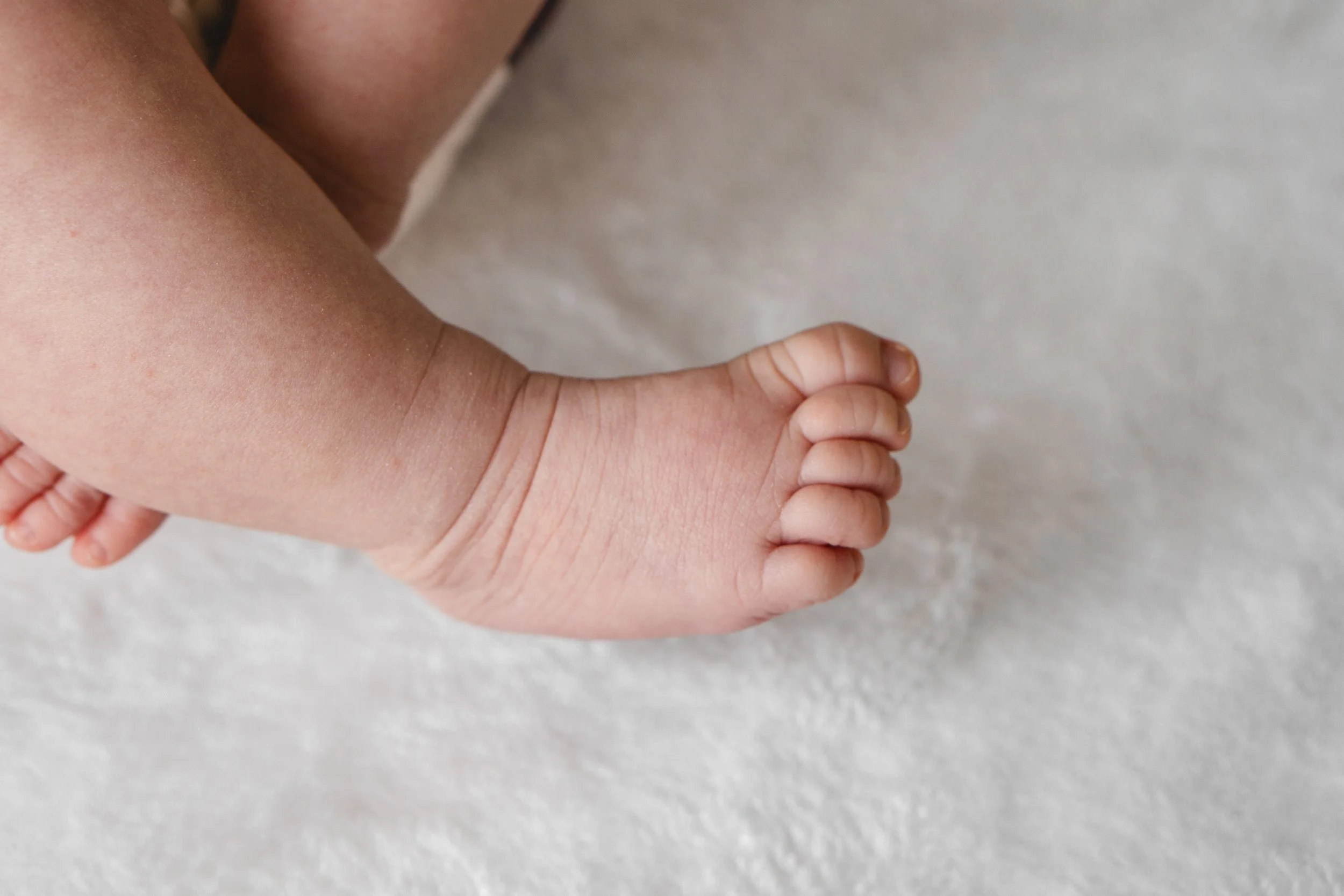 SarahMary1month-12.jpg