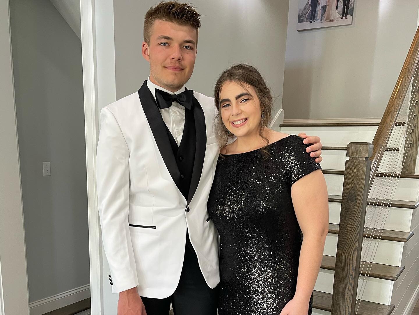 🖤SCS Prom 2023!🖤

Prom #1. 

The Classy One.