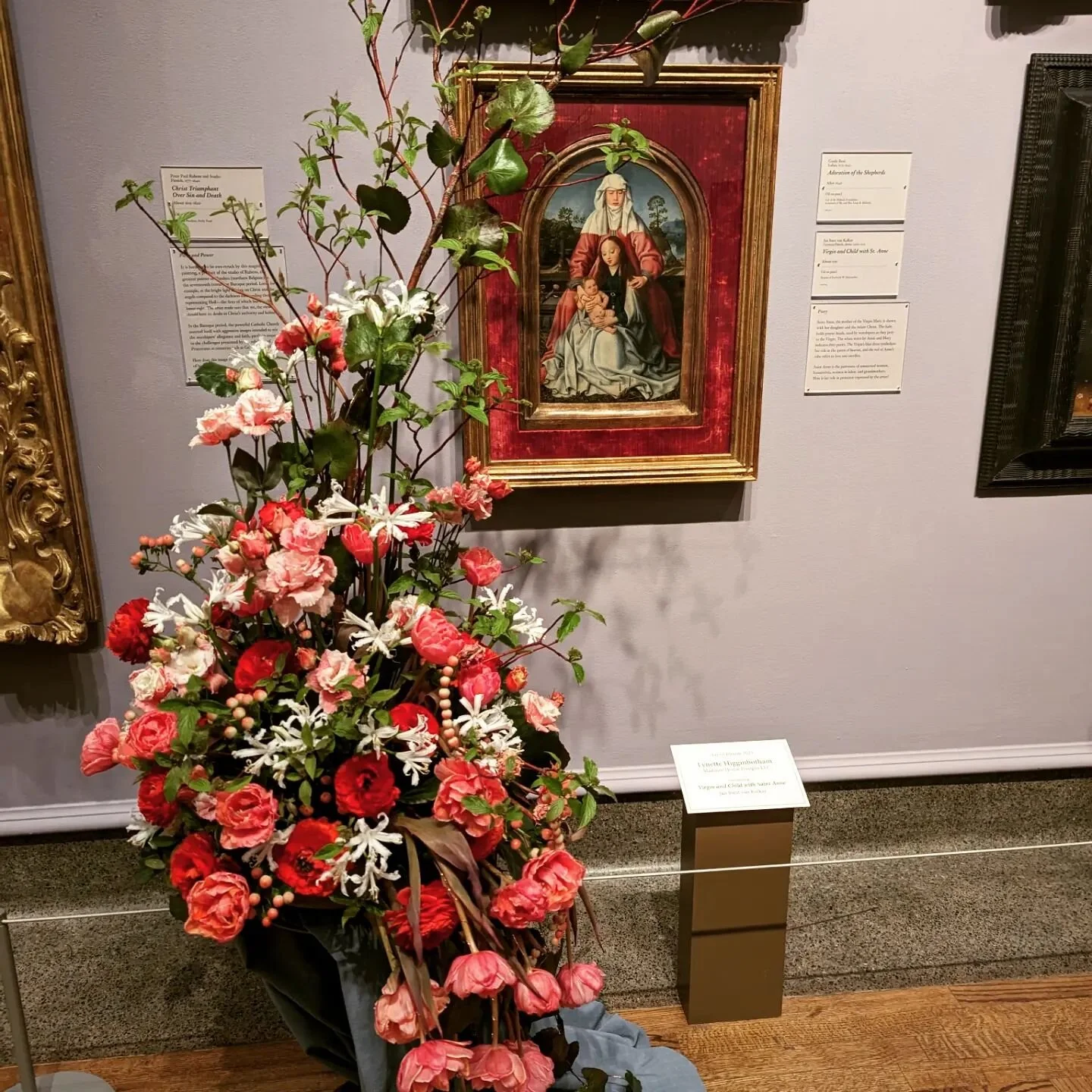 It's #artinbloom2023 at the @columbusmuseum! It's Amazing! I encourage you to go if you have time this weekend! Runs through the end of the day Sunday. Amazing art and Amazing florists! @prema_designs @madisonhouseflowers and sarah palmer with the fl