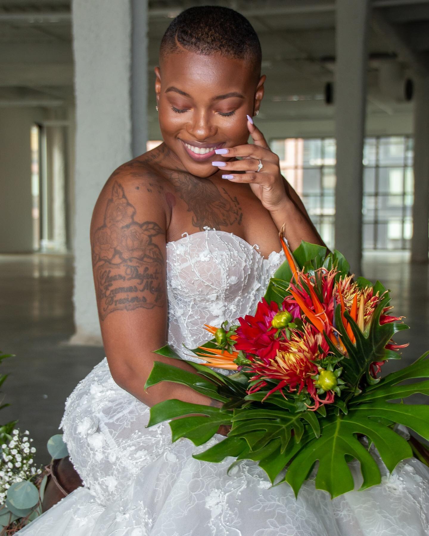 &ldquo;I want people to see the dress, but focus on the woman&rdquo; - Vera Wang

👧🏾Model: @talkprecious
🏢Venu: @mosaicvenuemn 
👗Dress: LaNoire Bridal 
📷 photographer: @clarkecreatesllc