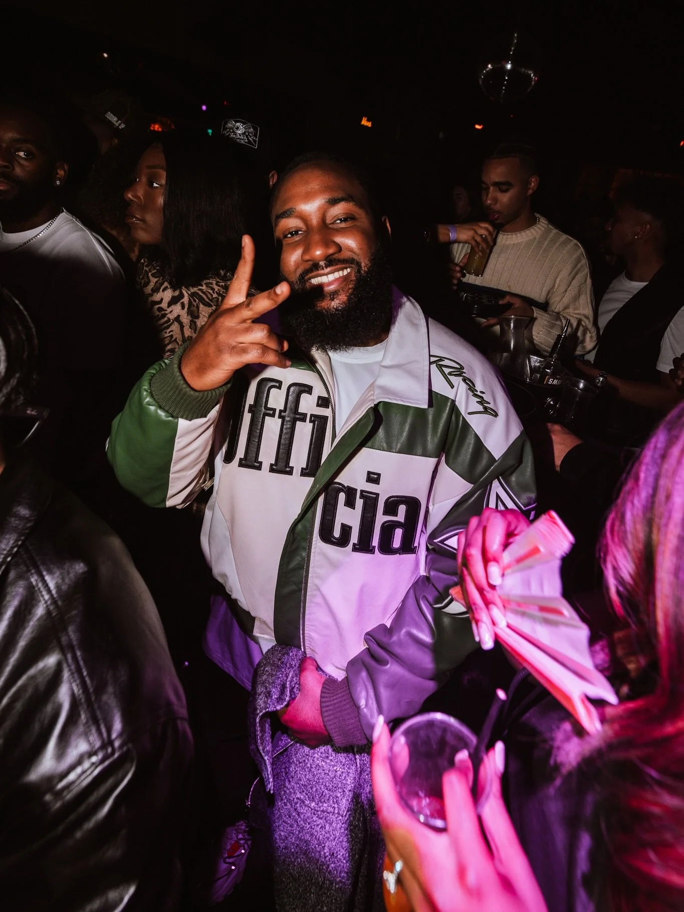 1900+ 🎟️ SOLD! 5 DAYS TO GO&hellip;.. 🤯🙏🏼🌸

You&rsquo;ve prob got about 48 hours before this whole thing gets locked off! Last minute heads you gonna miss out.

KOMPND WORLD 🌎 LIFTS OFF SAT FROM 3PM! 🚀 

Come create some memories with your peo