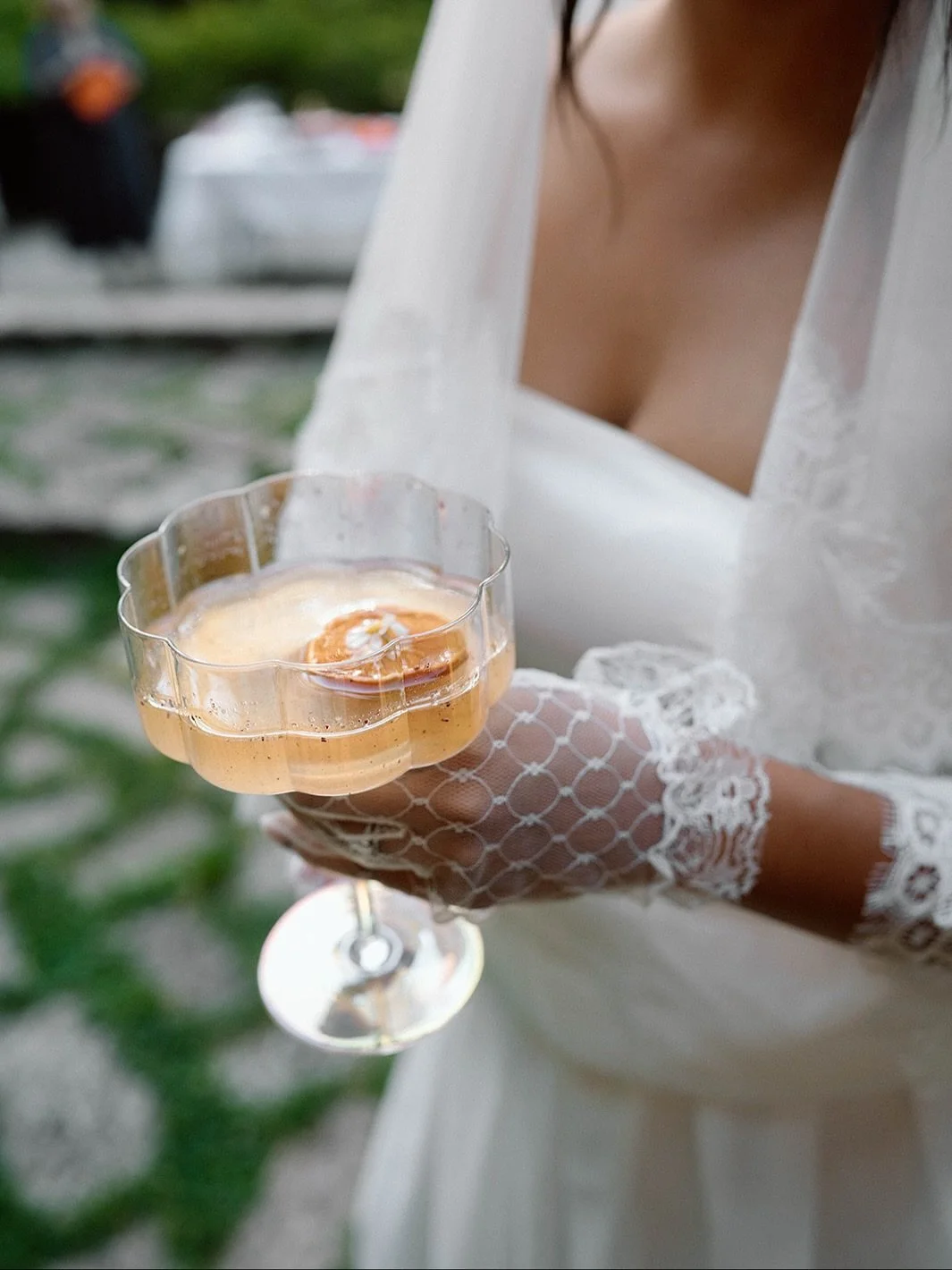 Introducing the Clink &amp; Kiss ✨
Our newest elopement package designed for mountaintop vows, courthouse &ldquo;I dos,&rdquo; and every just-us-two celebration in between.
Think homemade mixers, fresh garnishes, and luxe little details &mdash; all i