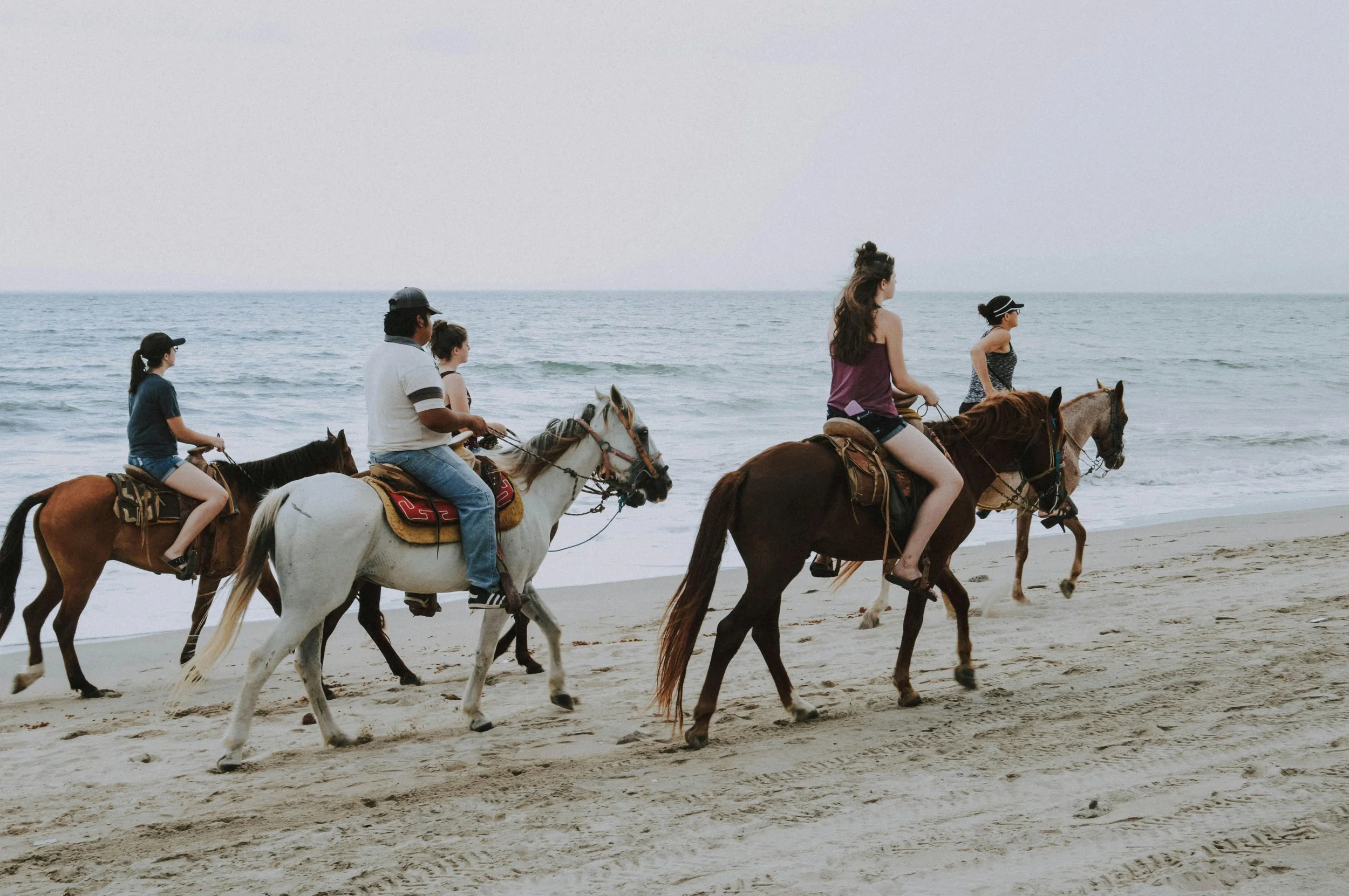 detailsandveils_wedding destination horse riding.jpg