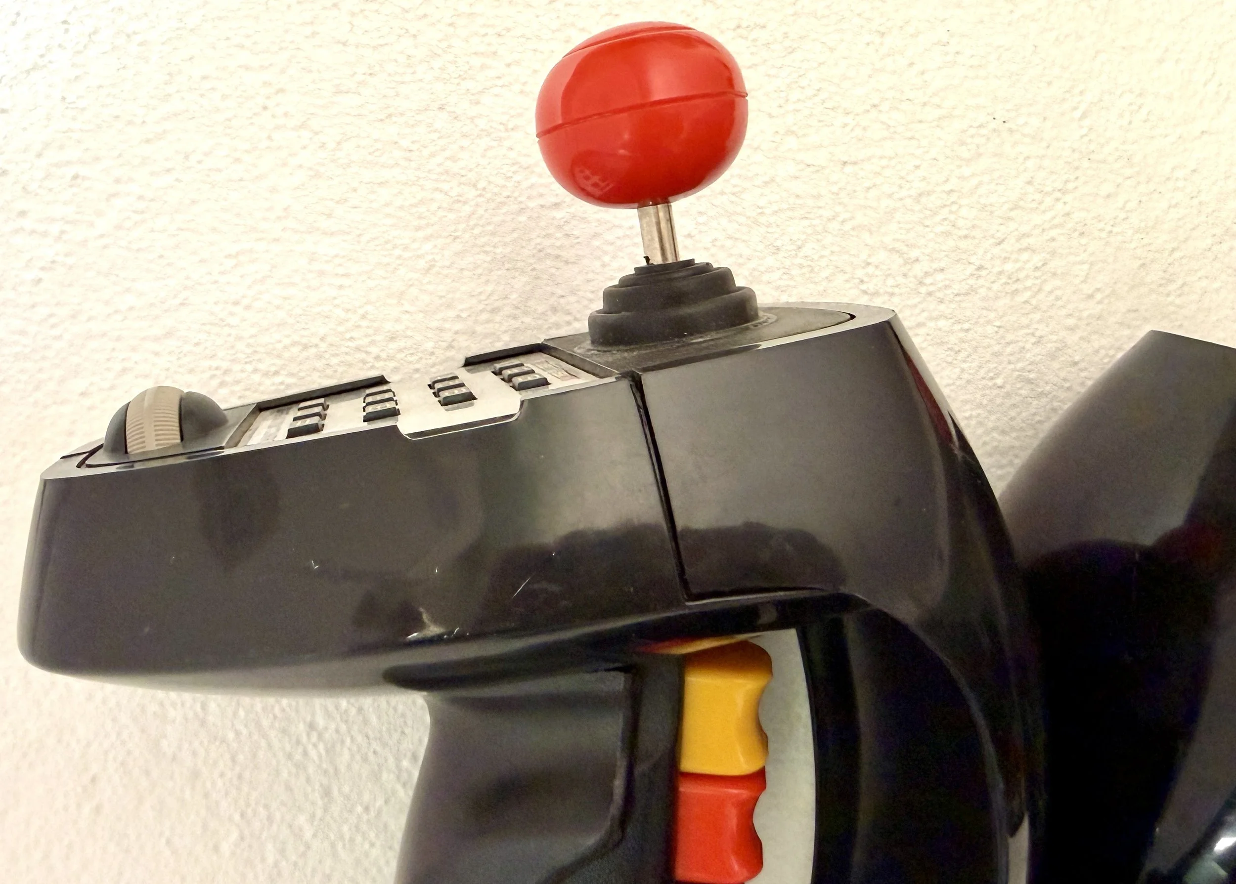 Tron Ares Joystick. 5.JPG