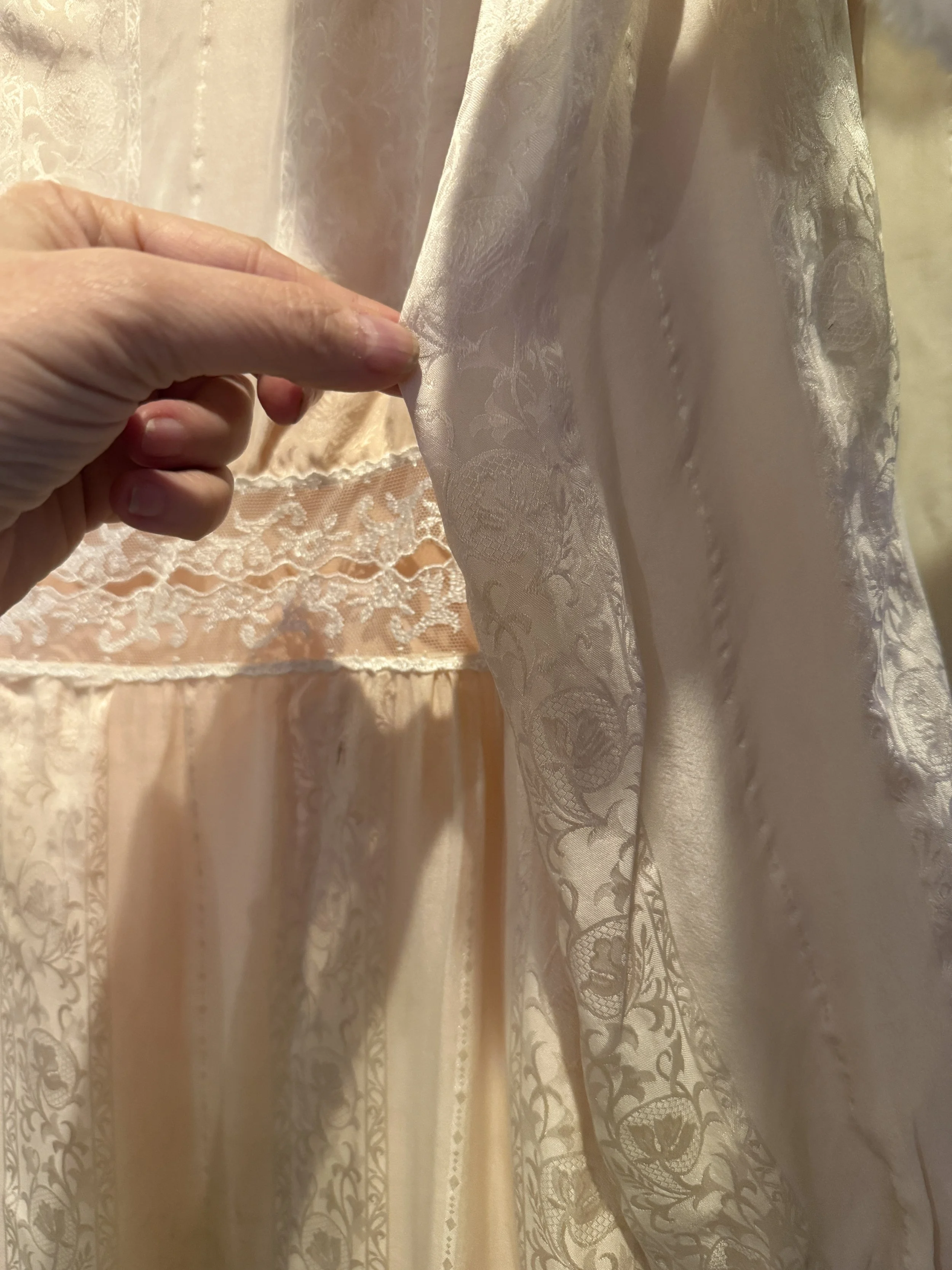 The Haunting Nell Death Dress Elbows.JPG