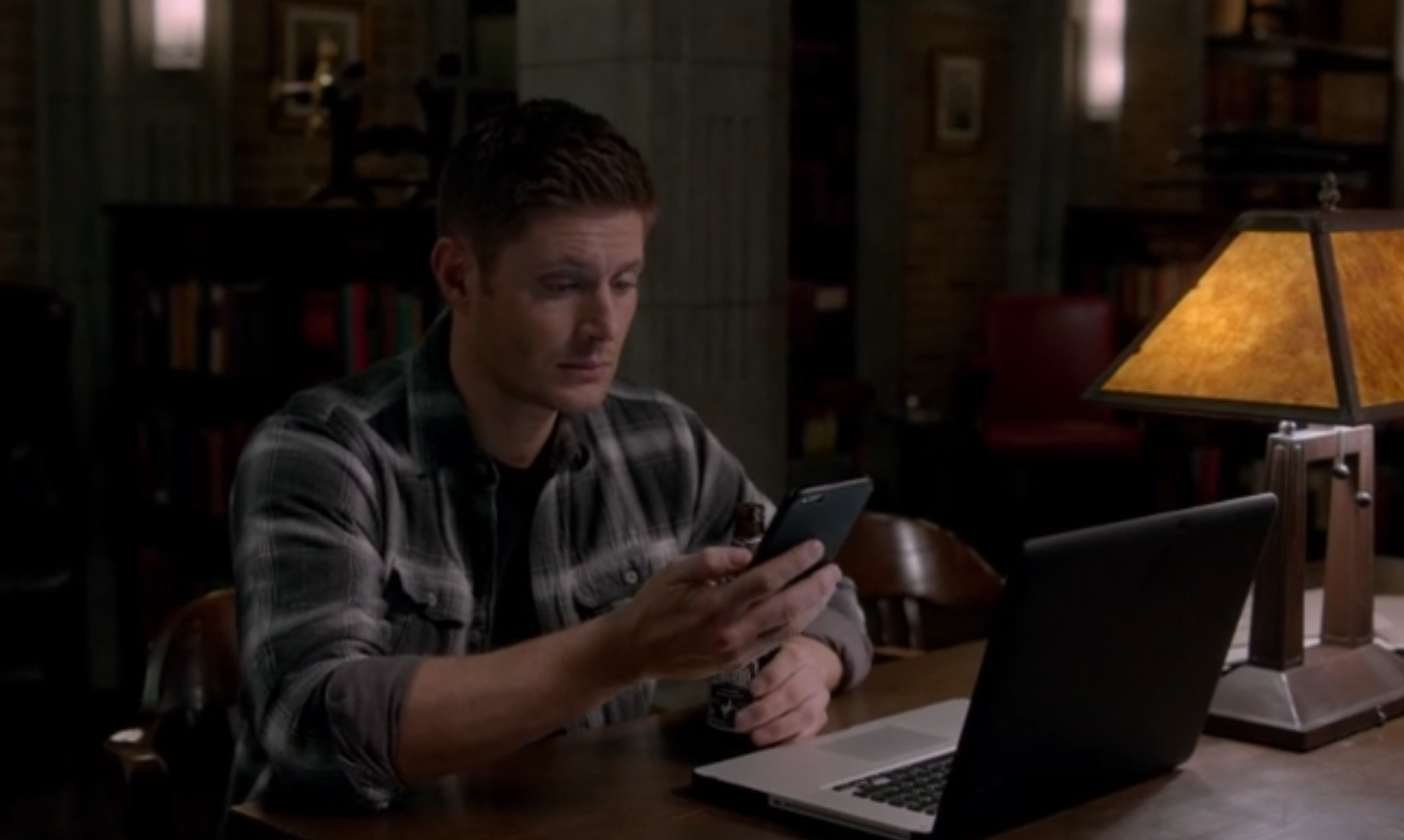 Supernatural s10e21a.png