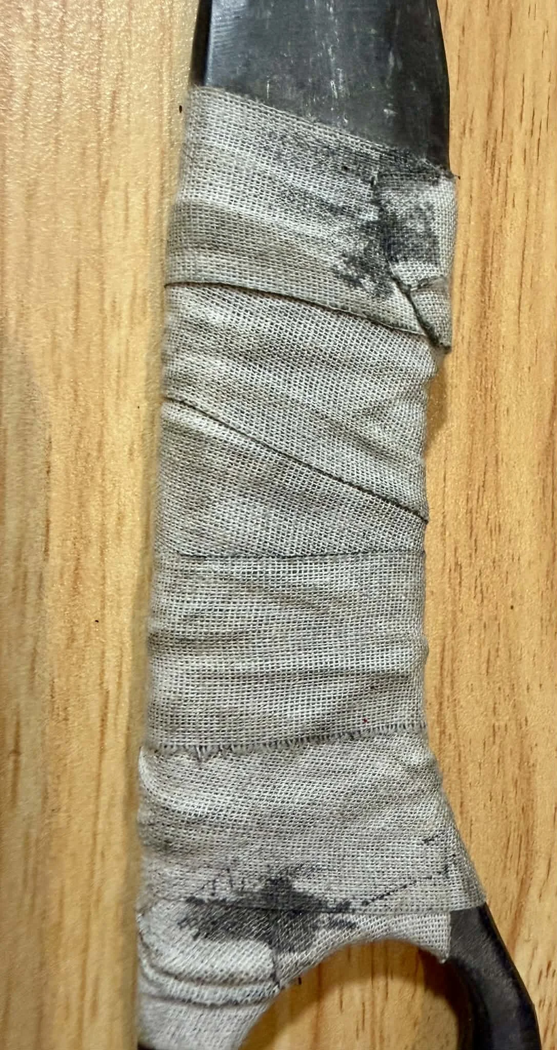 Arrow Shiv Half Scissors 3.jpg