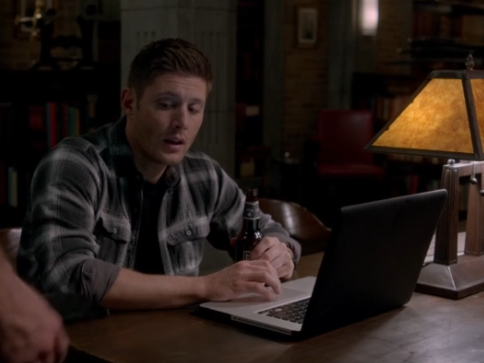 Supernatural s10e21b.png