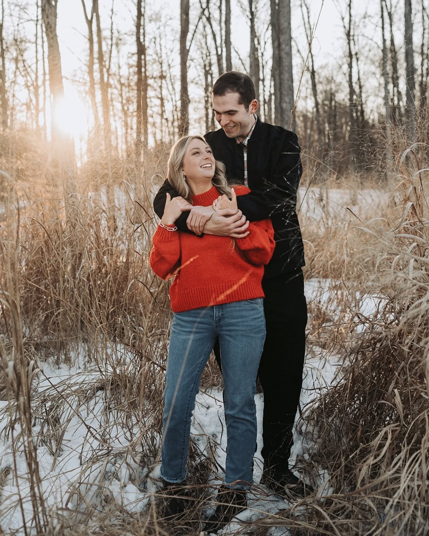 Bailey and Blake are Engaged! I would know.. I saw it happen! Swipe to the end 👉🏼

⁣

The Holsclaws: ⁣⁣12.12.26

#indyweddingphotographer
#indianaphotographer
#indianapolisweddingphotographer 
#indyphotographer