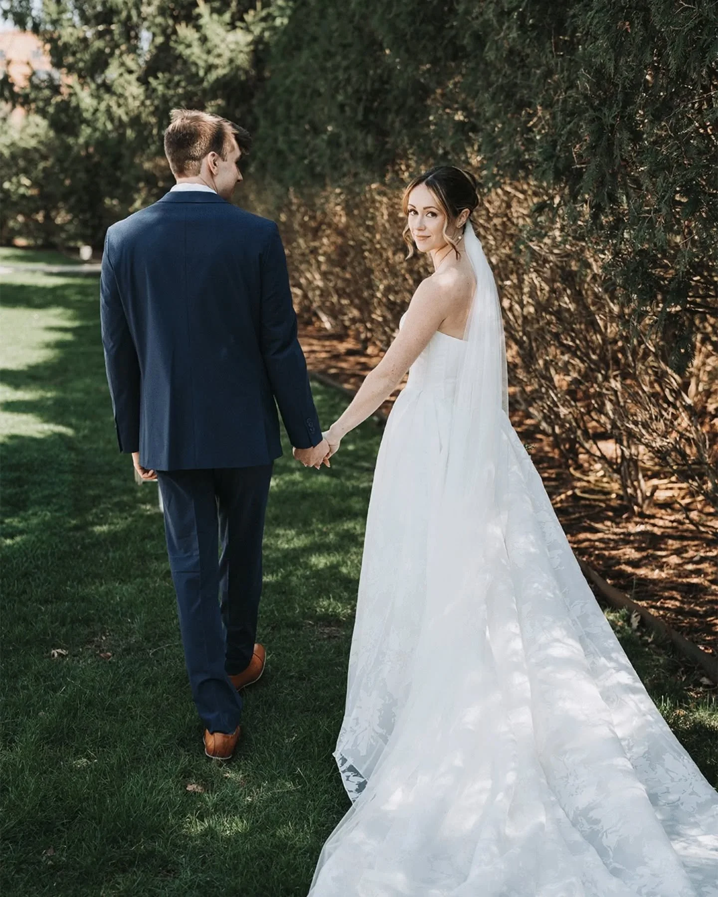 The Crabtrees: Part 1

⁣

⁣⁣More to share from this perfect day..

Photo: @greghessphoto
⁣⁣Venue: @ritz_charles
Hair: @laurasnyderhair
⁣⁣Makeup: @theglamlabindy
Florals: @bokay_florist @atlwedd

#indywedding #indianawedding
#indyweddingphotographer