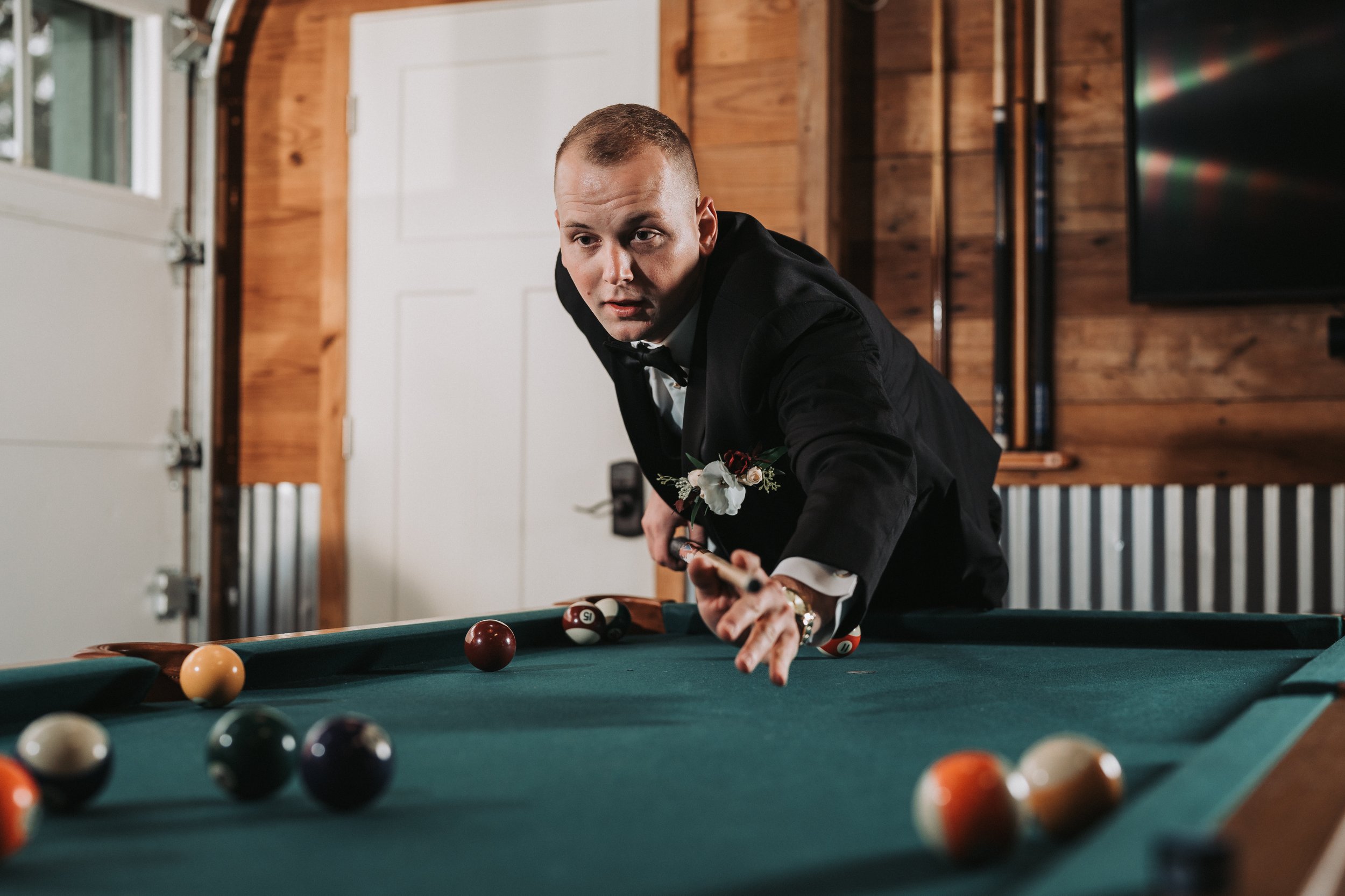 Groom's Portrait (OCF). Shot with JNA Visuals: 11.15.2024