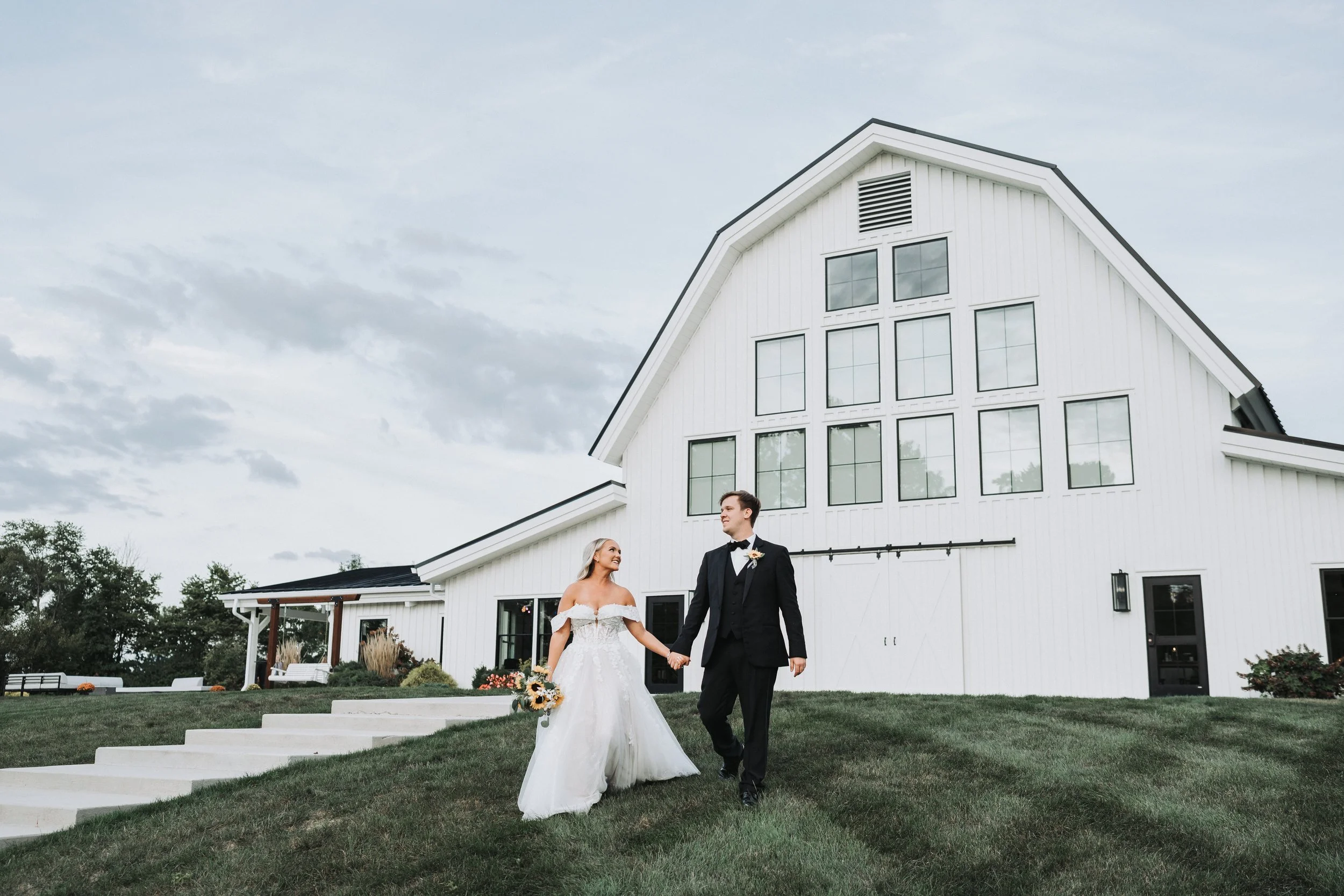 Indianapolis Wedding Photographer (33).jpg