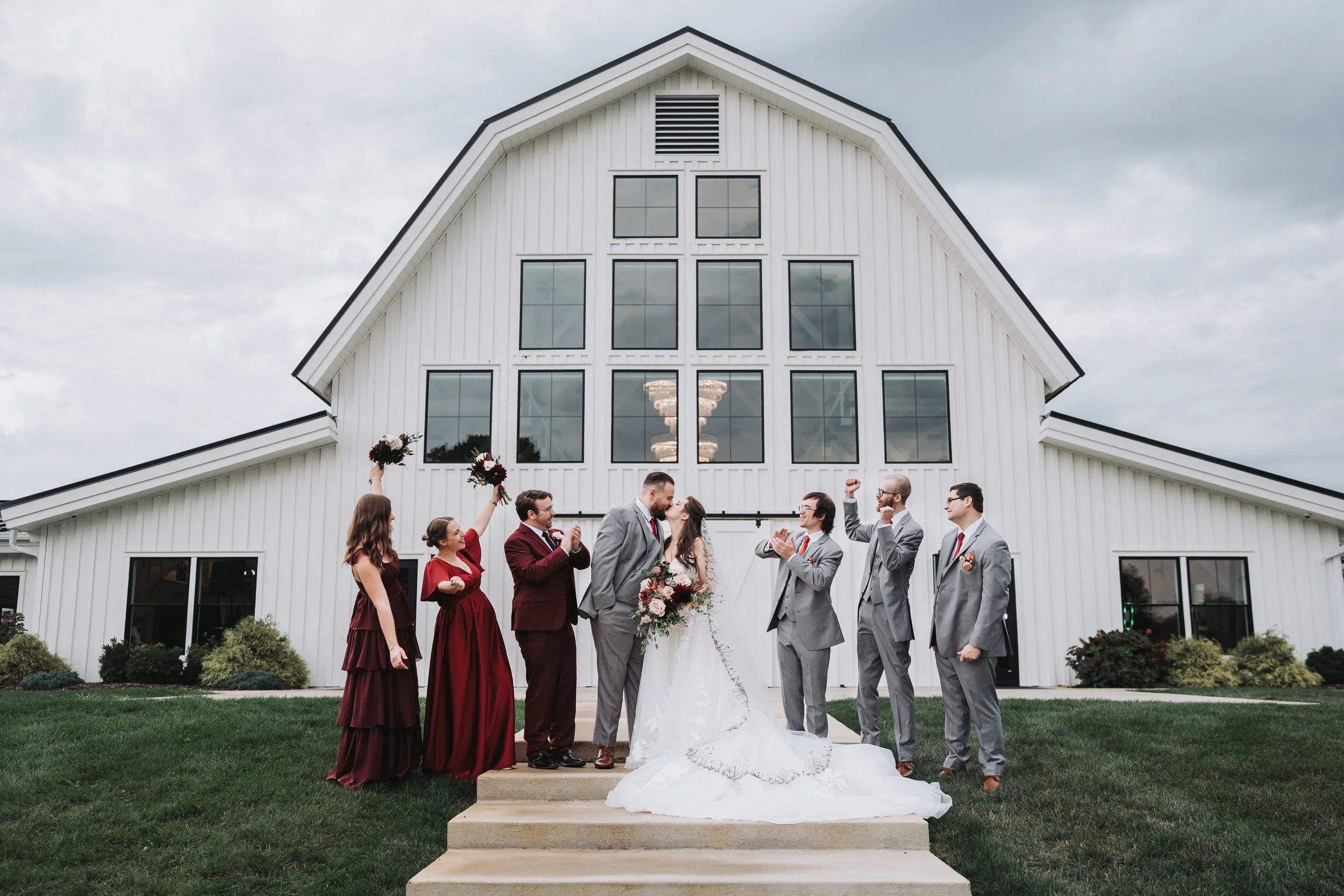 Indianapolis Wedding Photographer (31).jpg