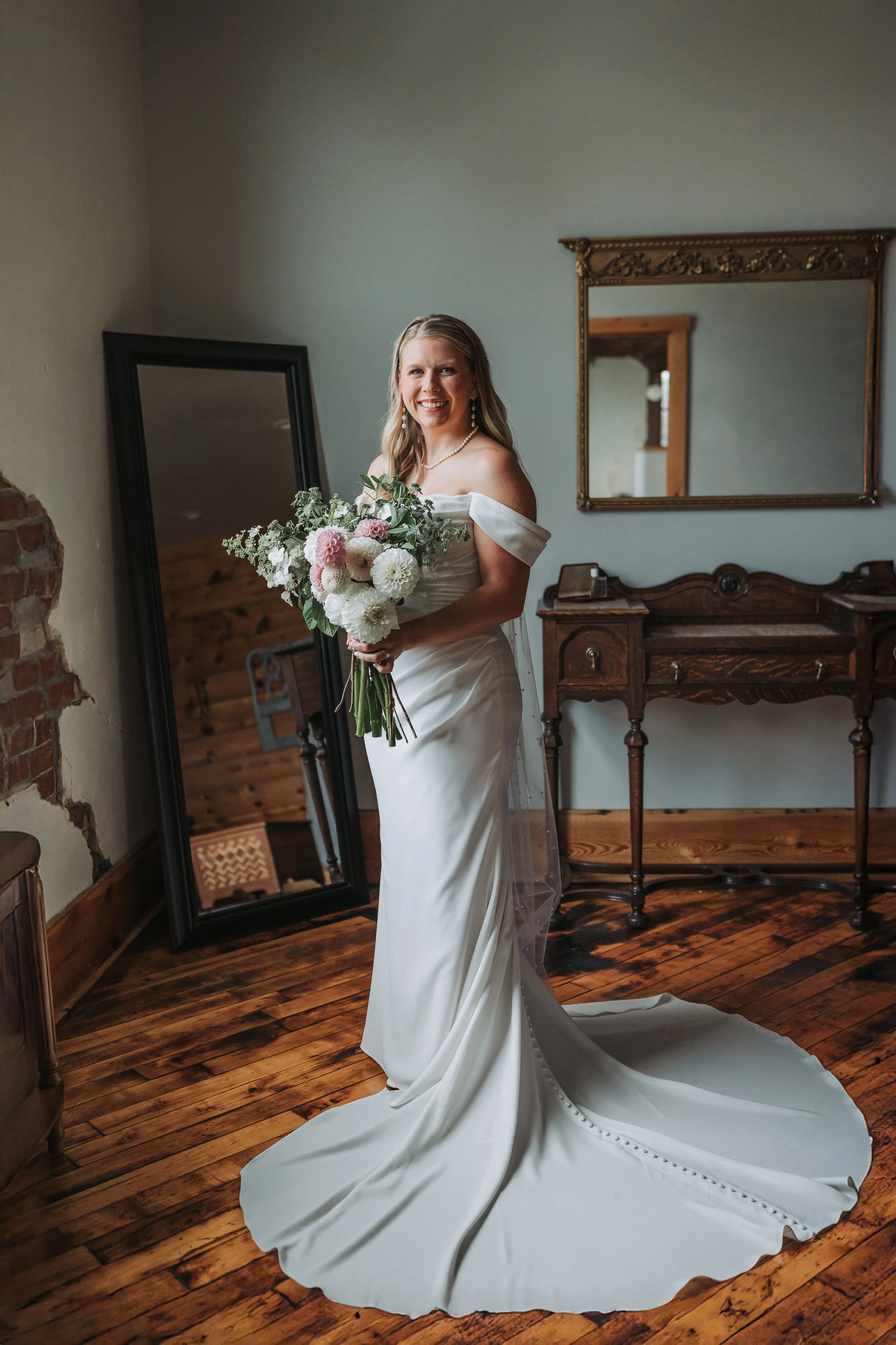 Indianapolis Wedding Photographer (34).jpg