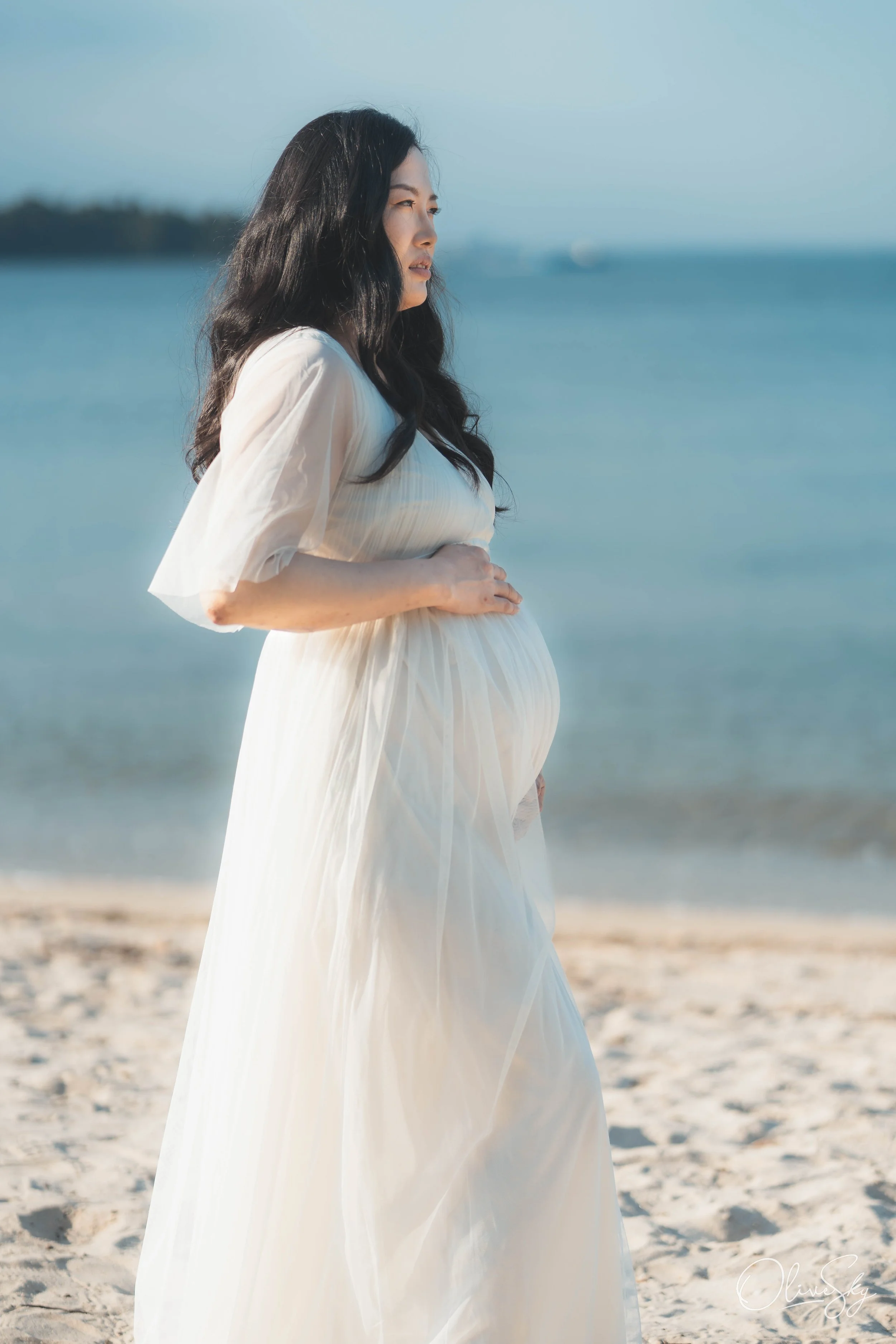 outdoor maternity photography beach singapore by olivesky