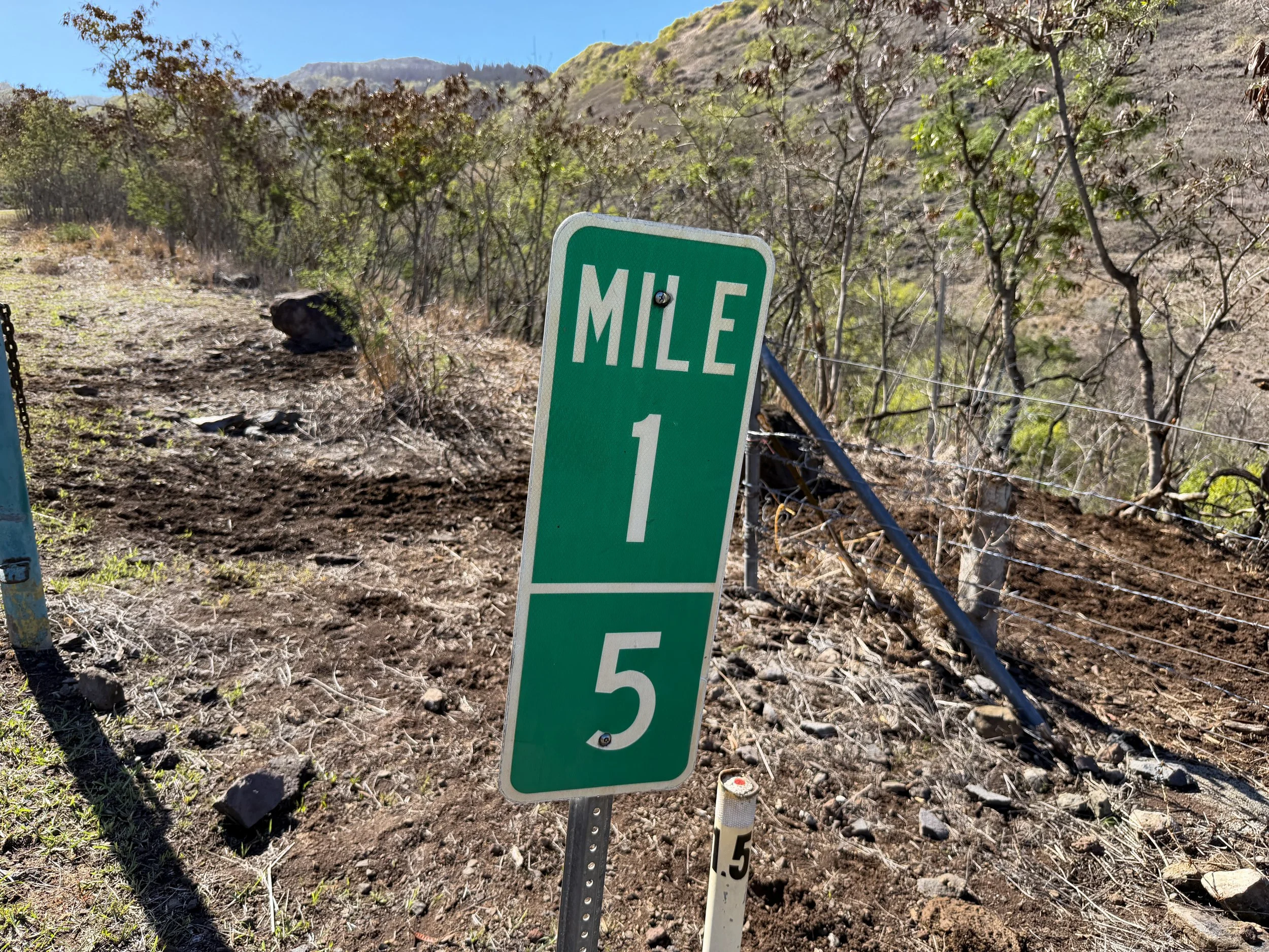 Mokuleia Access Road Trail Oahu Hawaii