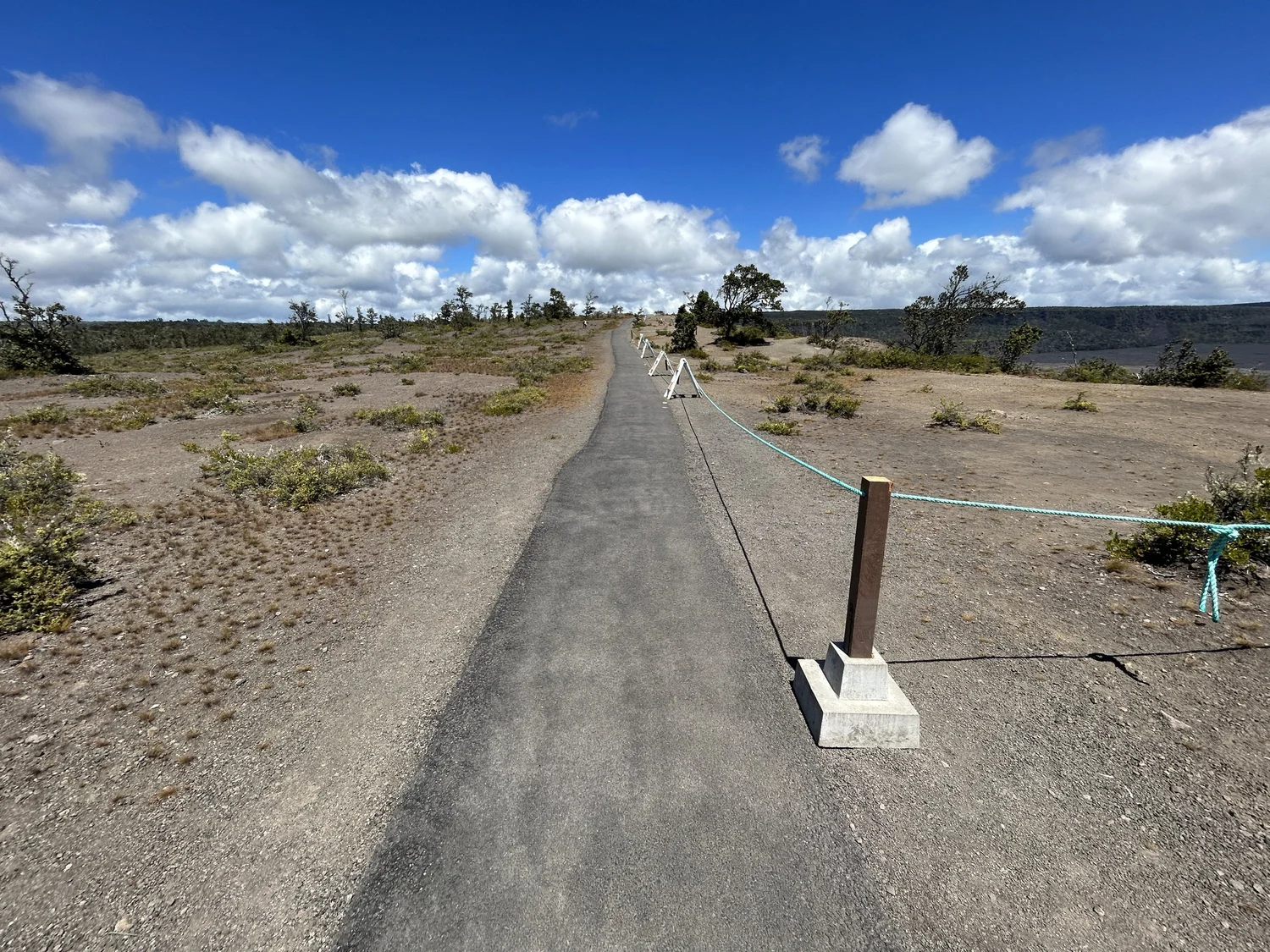 Hiking the Crater Rim Trail in Hawaiʻi Volcanoes National Park — noahawaii
