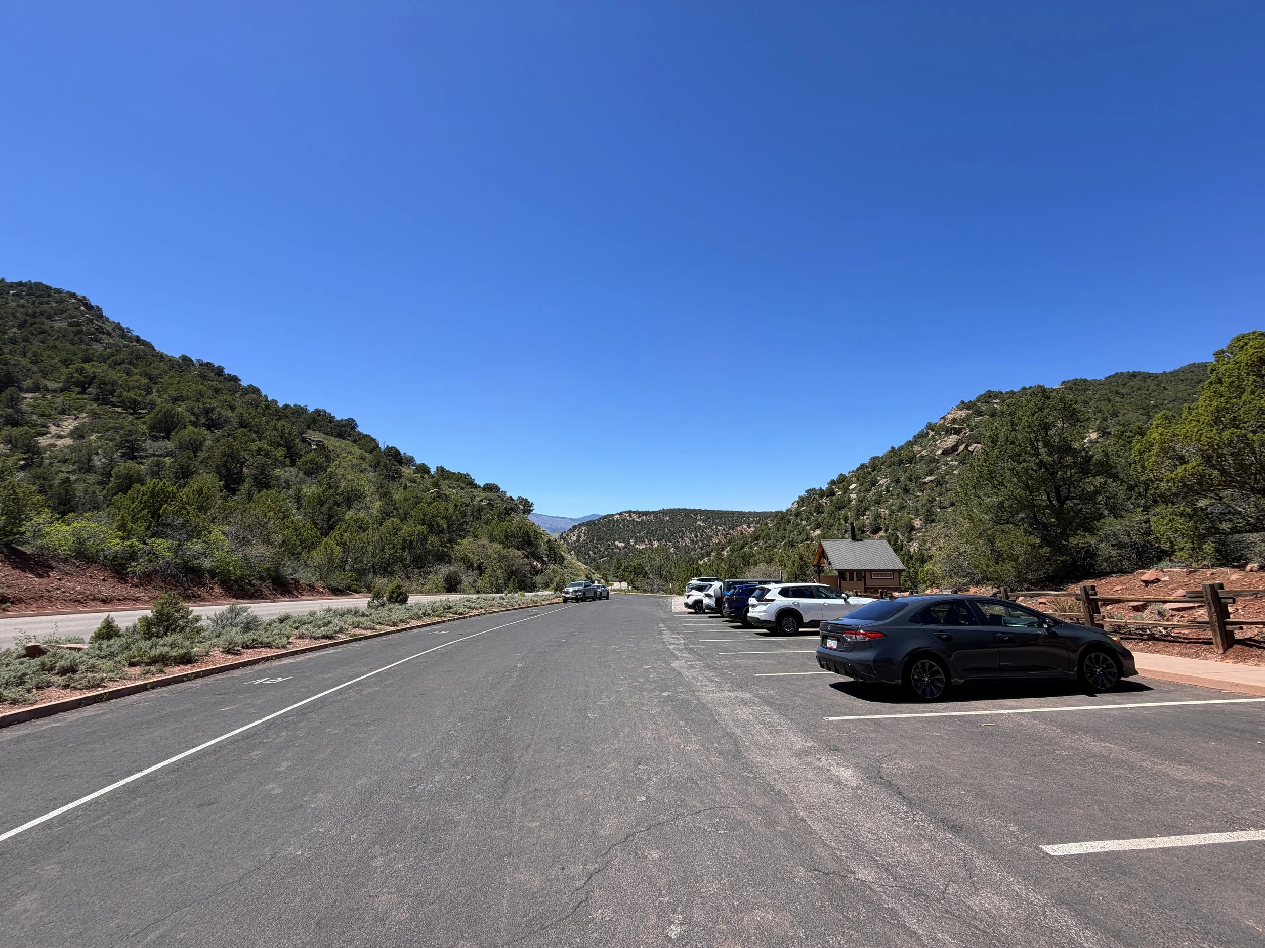 Middle Taylor Creek Trailhead Parking Zion National Park Utah