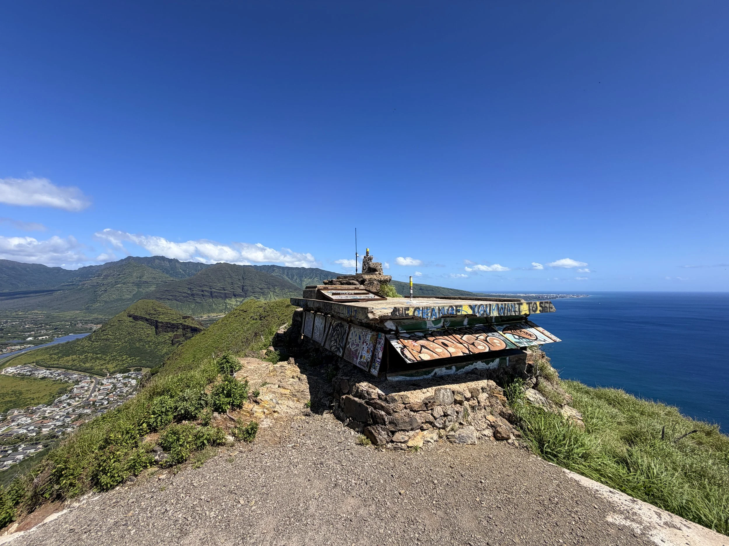Puu O Hulu Summit Oahu Hawaii
