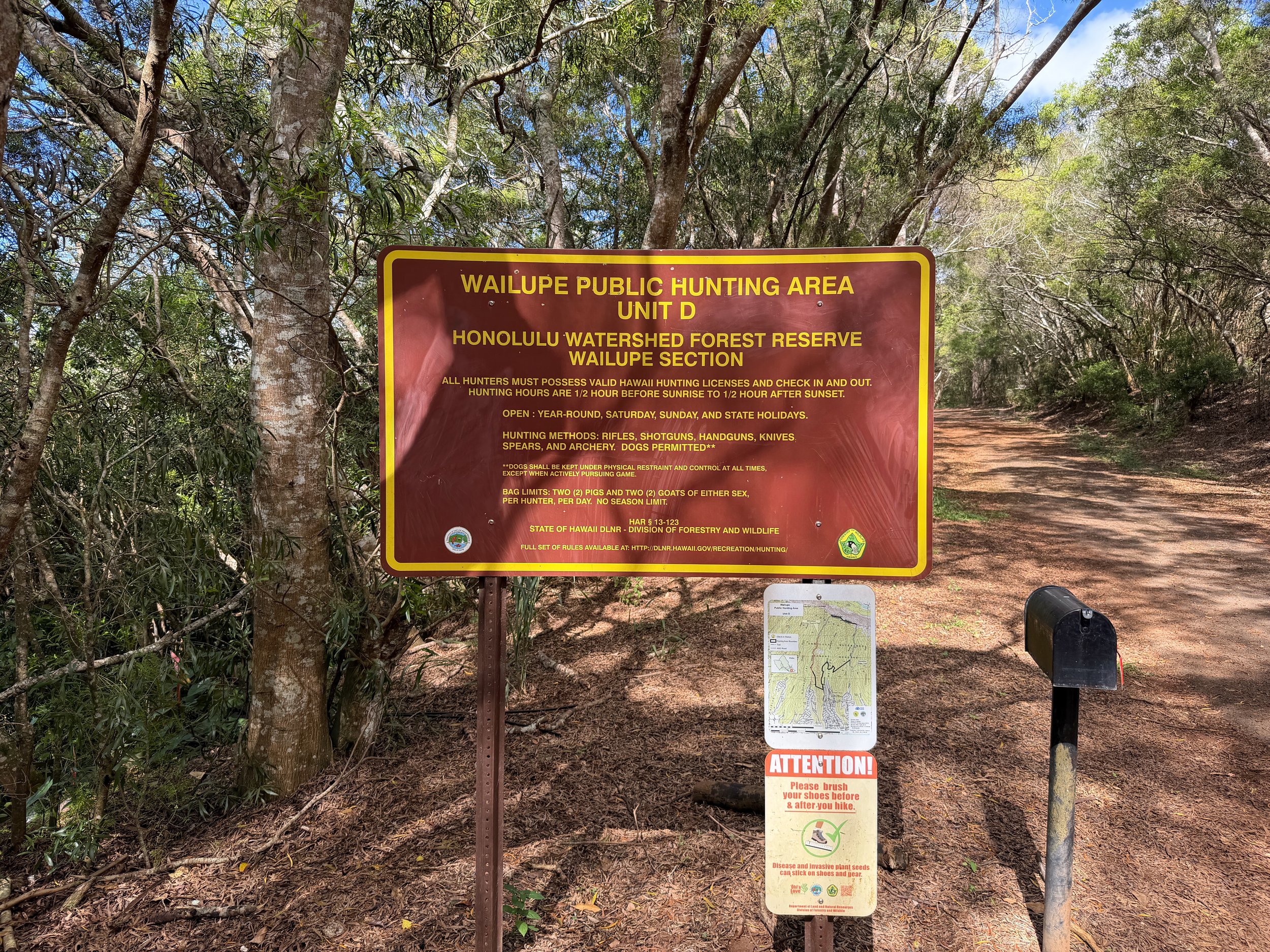 Wiliwilinui Ridge Trailhead Oahu Hawaii