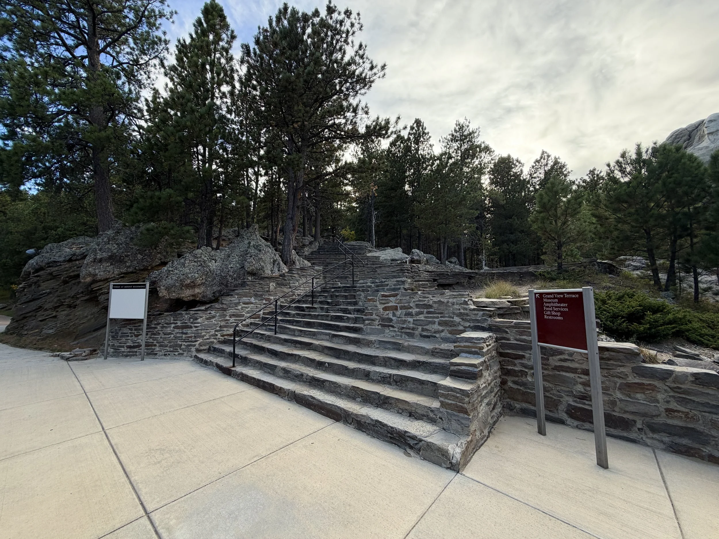 Presidential Trail Mount Rushmore National Memorial Black Hills South Dakota