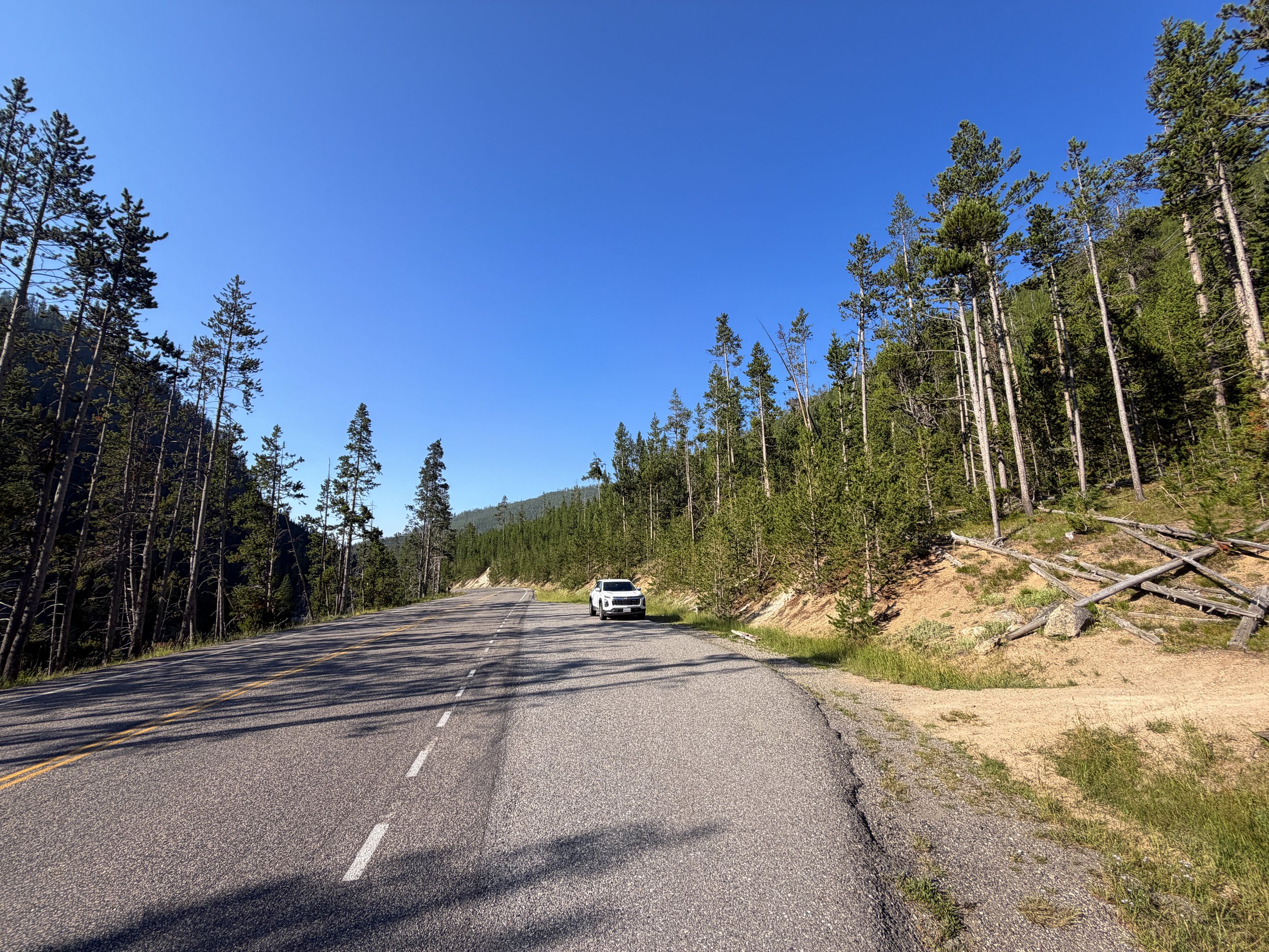 Monument Geyser Basin Trailhead Parking Yellowstone National Park Wyoming