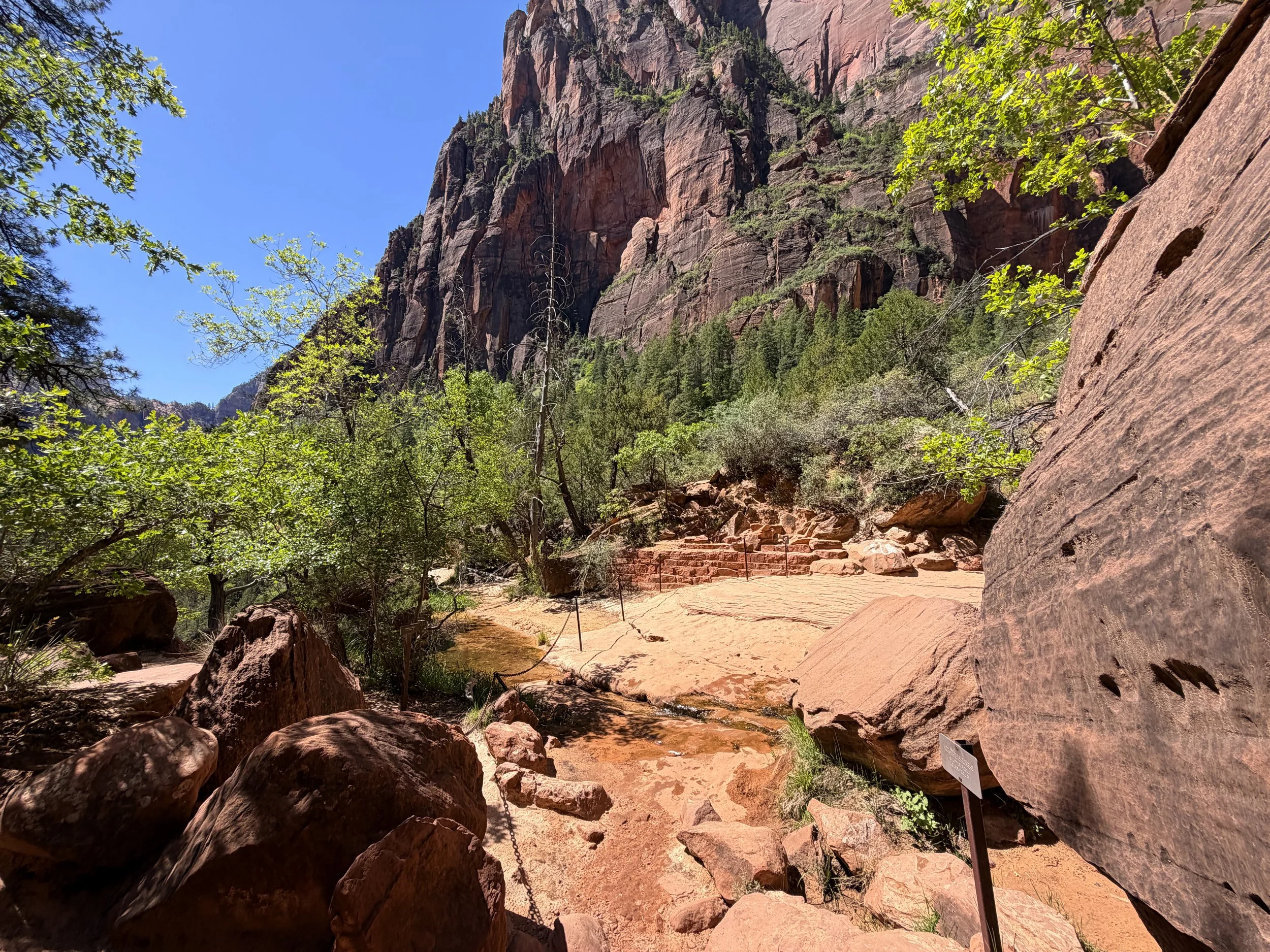 Middle Emerald Pools Trail Zion National Park Utah
