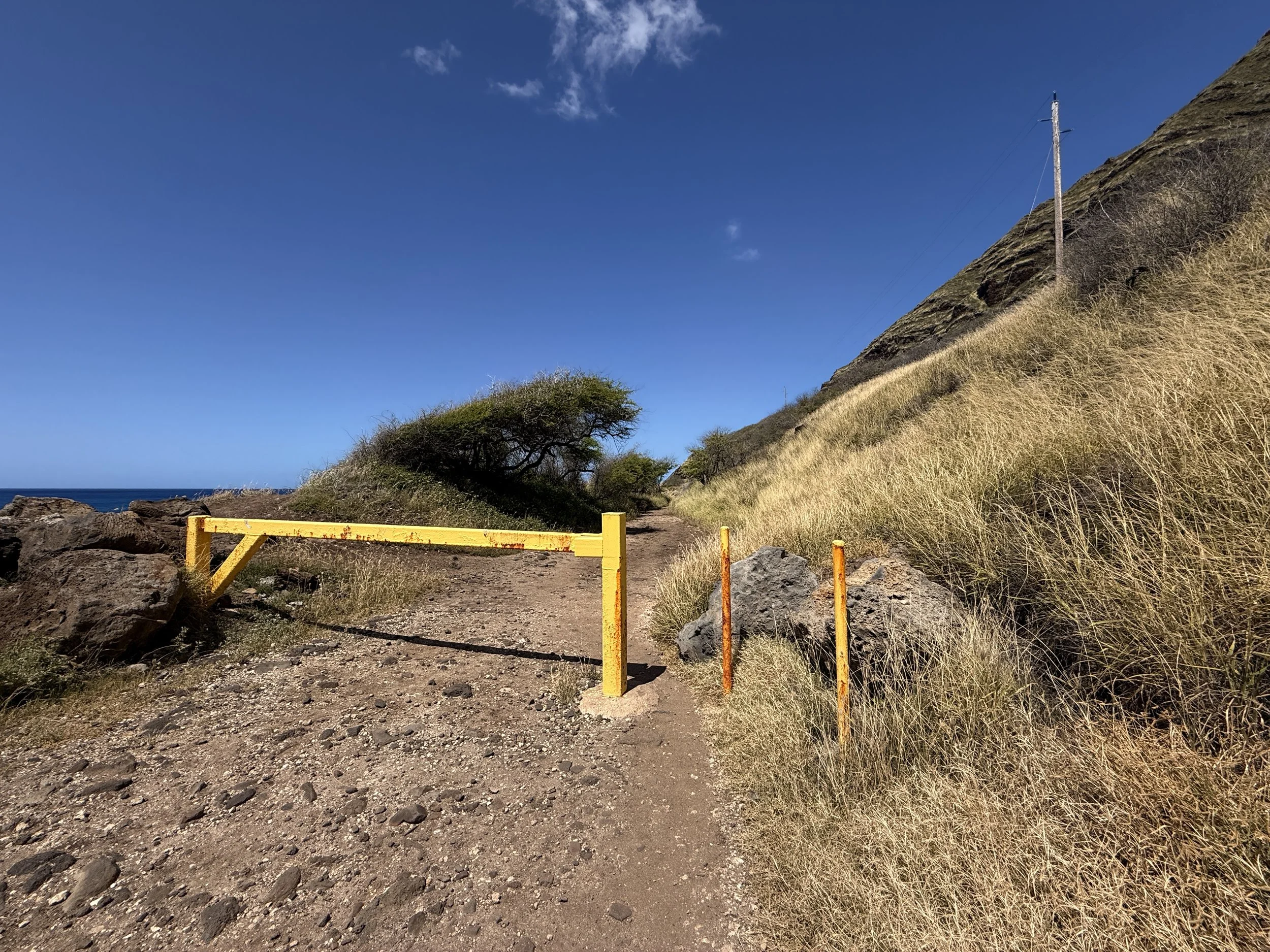 Hiking the Kaʻena Point Trail & Pillbox on the West Side of Oʻahu ...