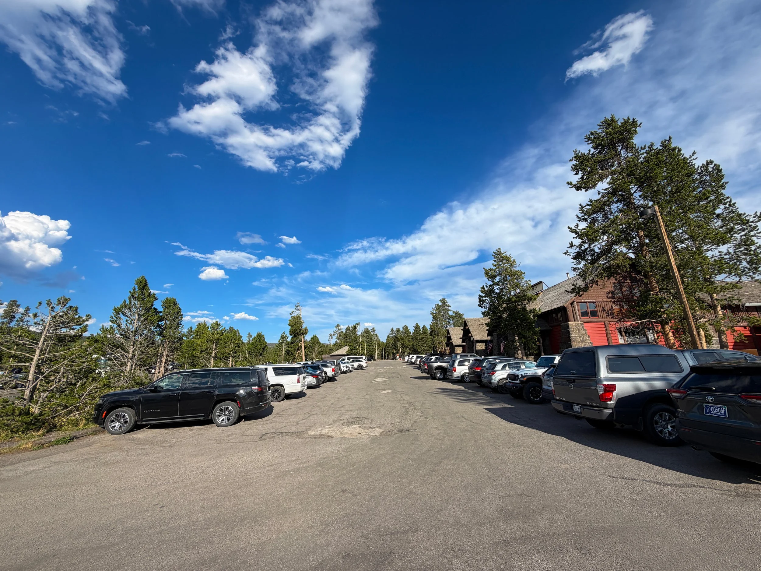 Old Faithful Geyser Parking Yellowstone National Park Wyoming