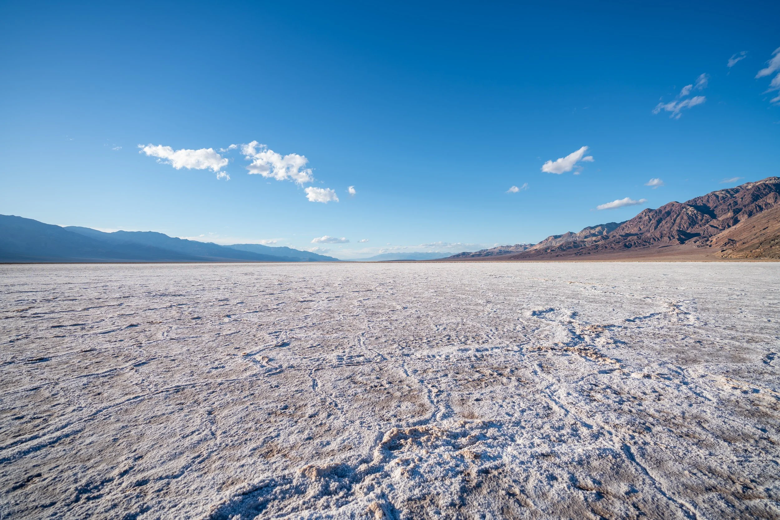 Hiking The Badwater Basin Salt Flats Trail In Death Valley National 