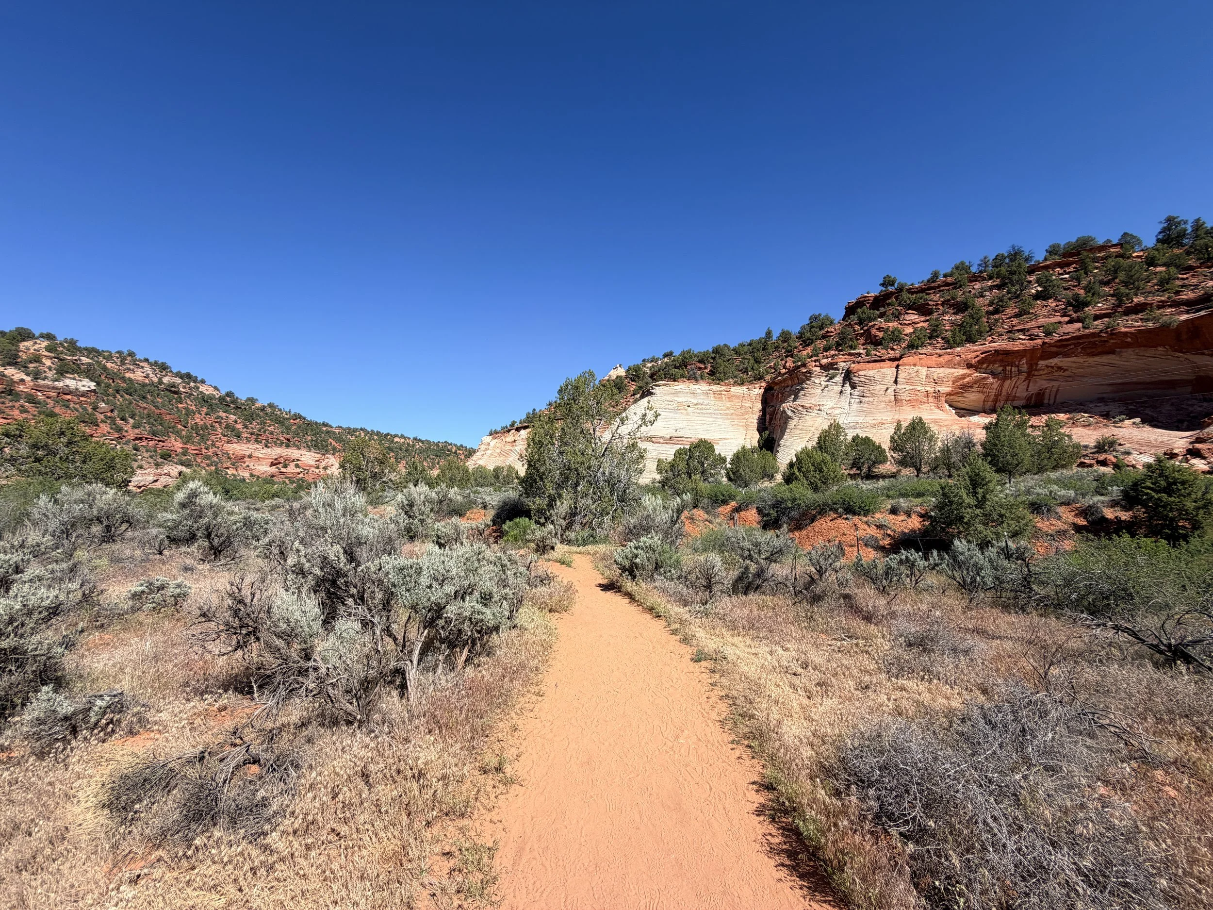 Moqui Sand Caves Trail Kanab Utah