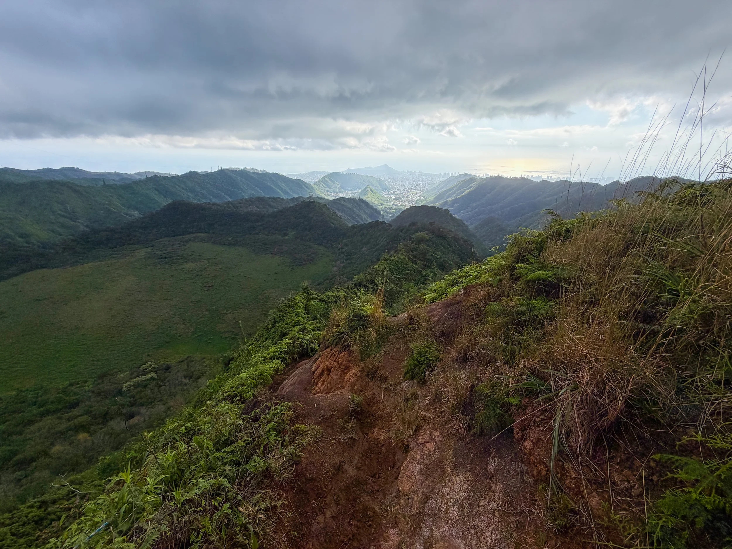Kaau Crater Loop Trail Oahu Hawaii