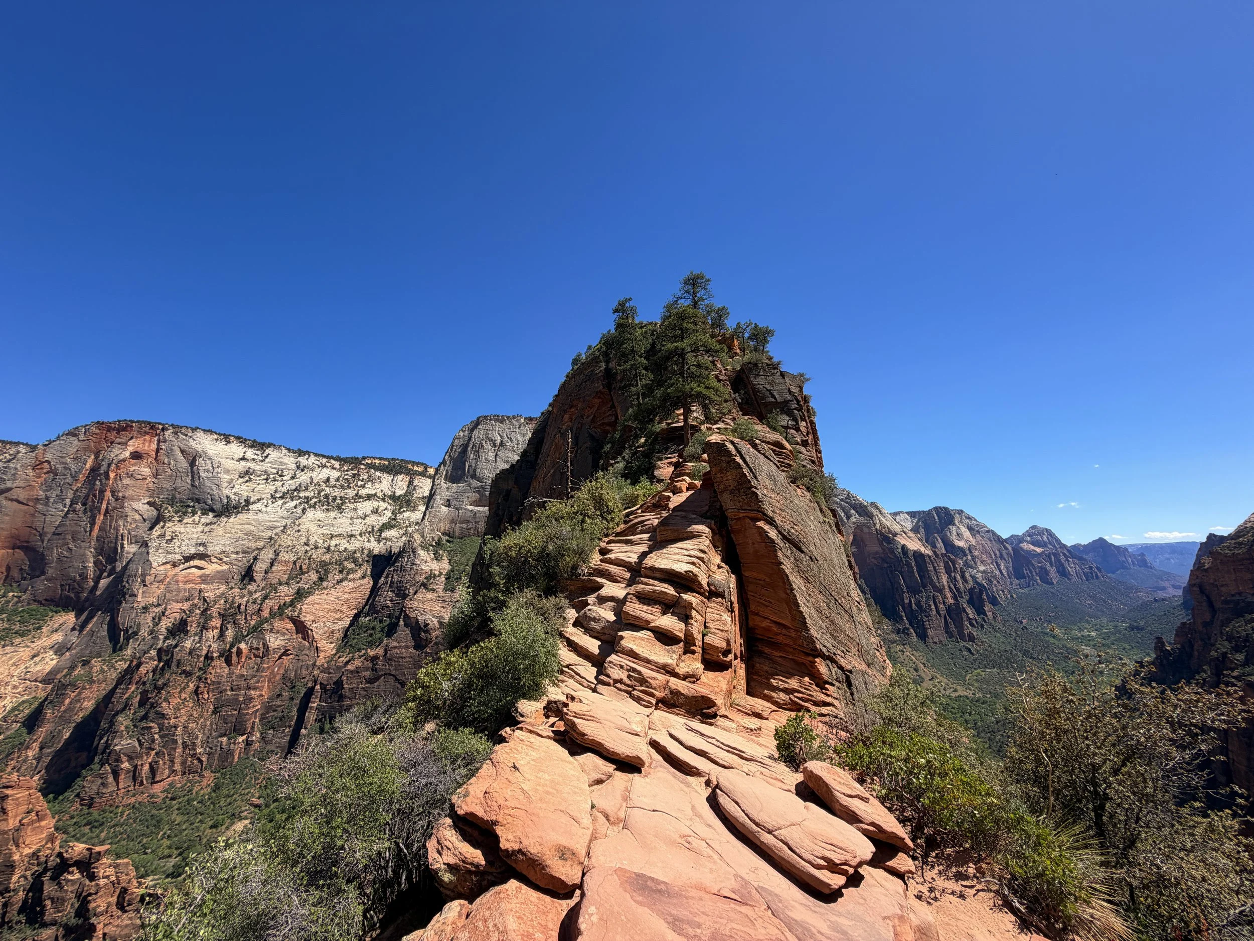 Angels Landing Hike Chains Zion National Park Utah