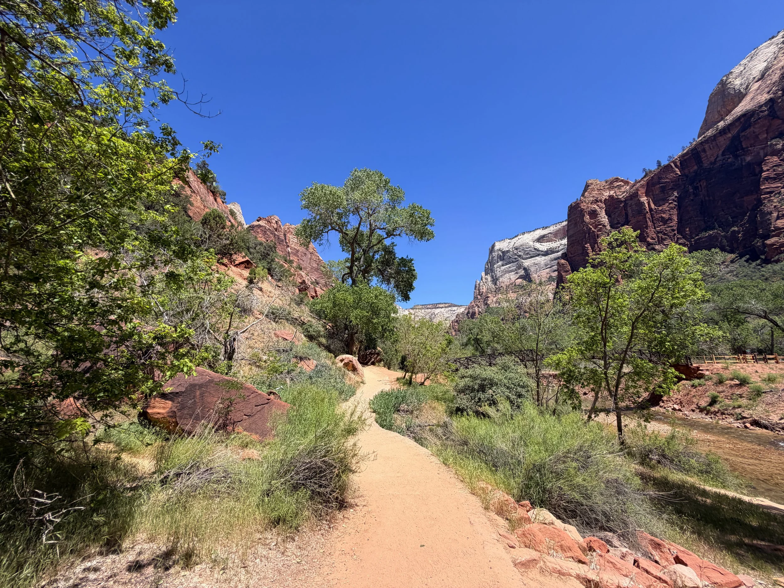 Emerald Pools Loop Trail Zion National Park Utah