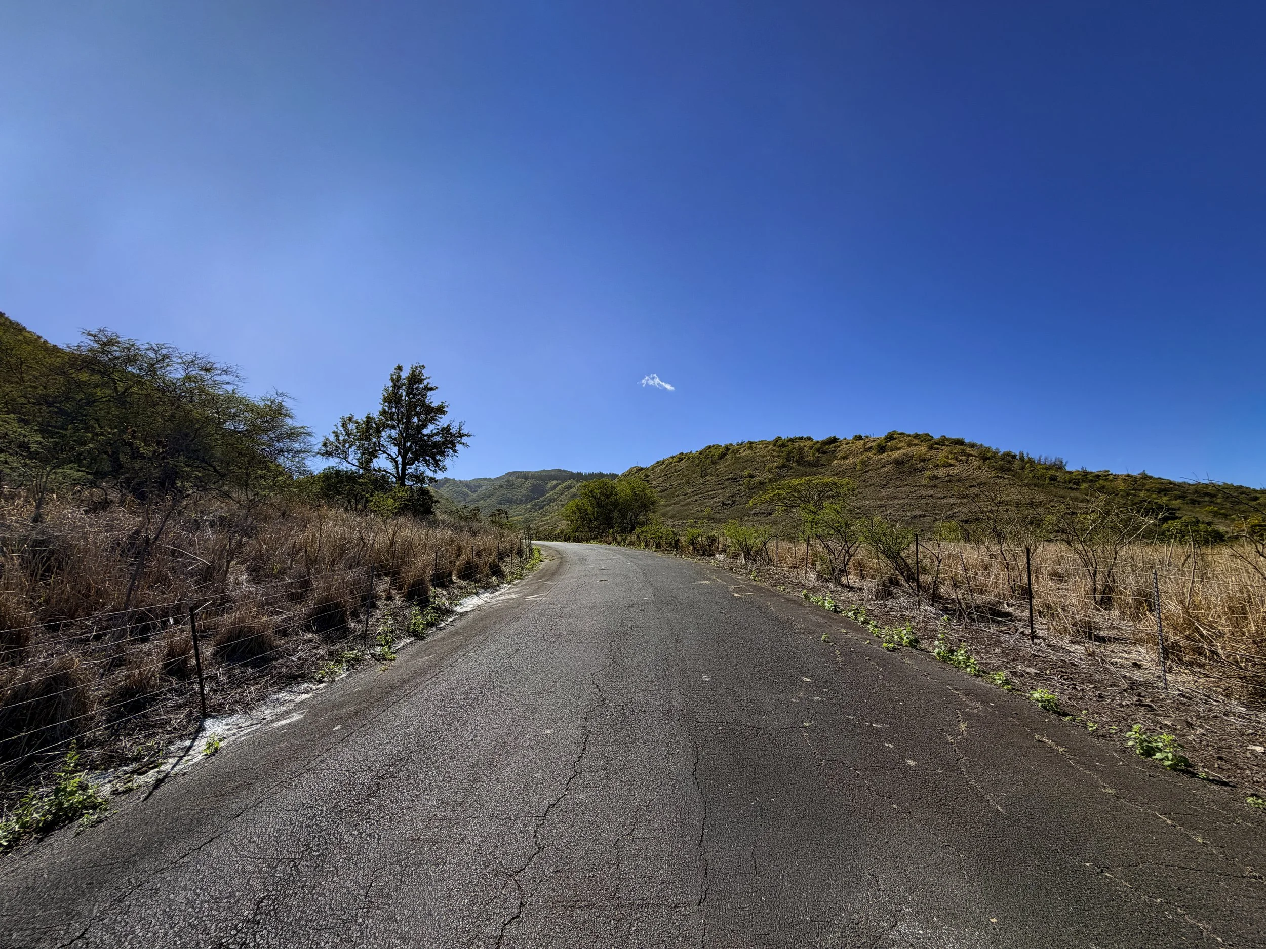 Mokuleia Access Road Trail Oahu Hawaii