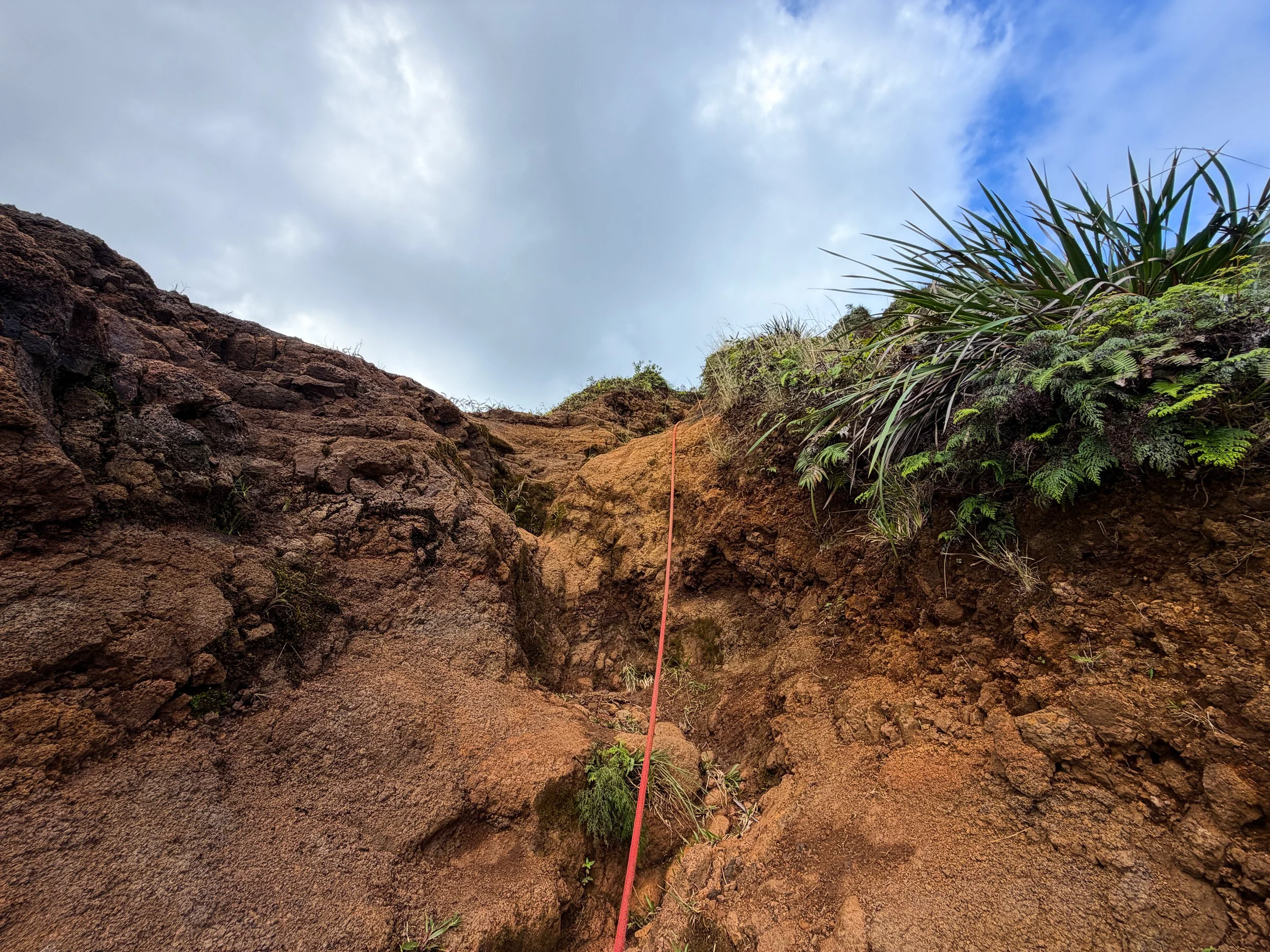 Kaau Crater Trail Oahu Hawaii