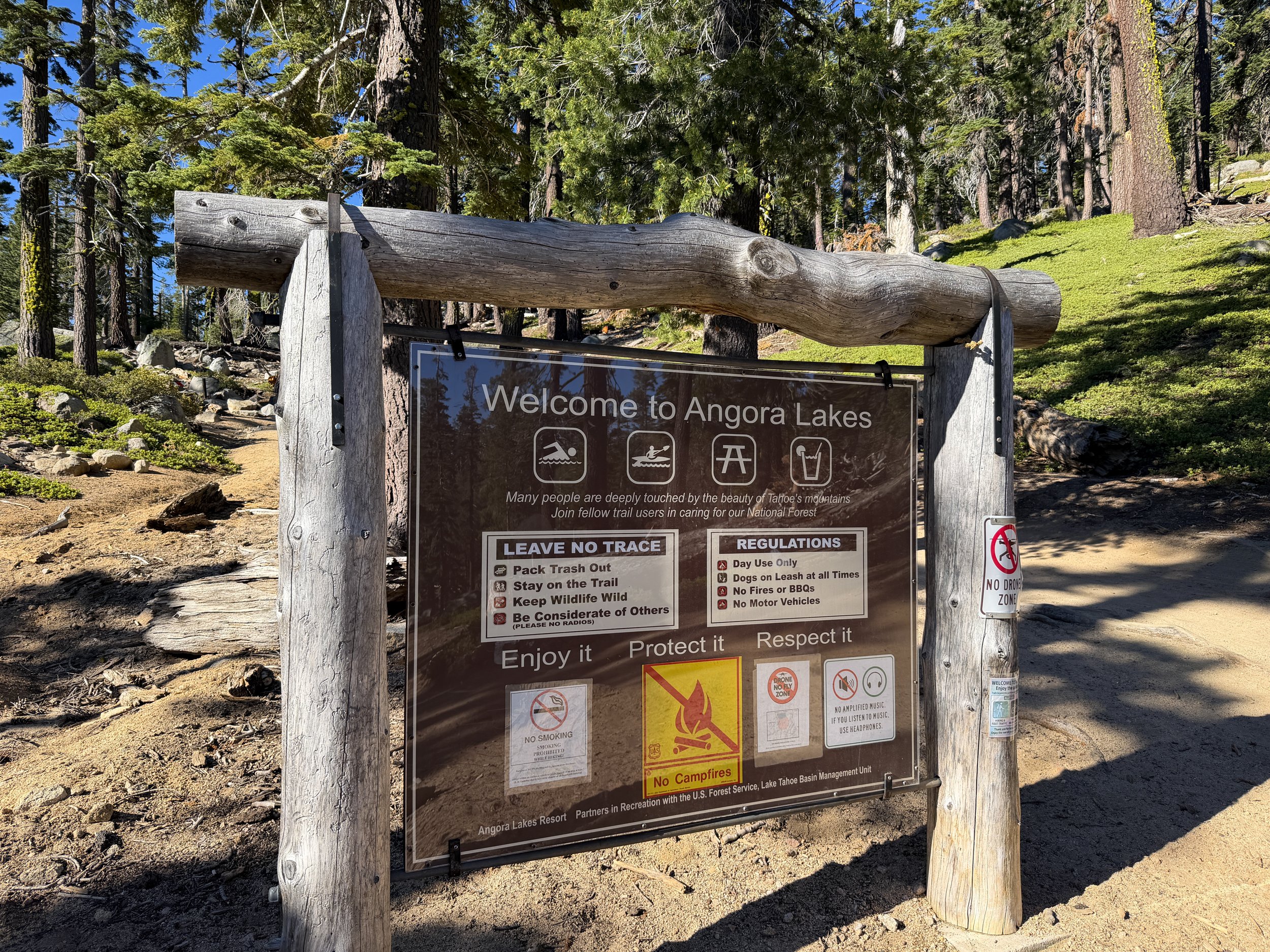 Angora Lakes Trail Lake Tahoe California