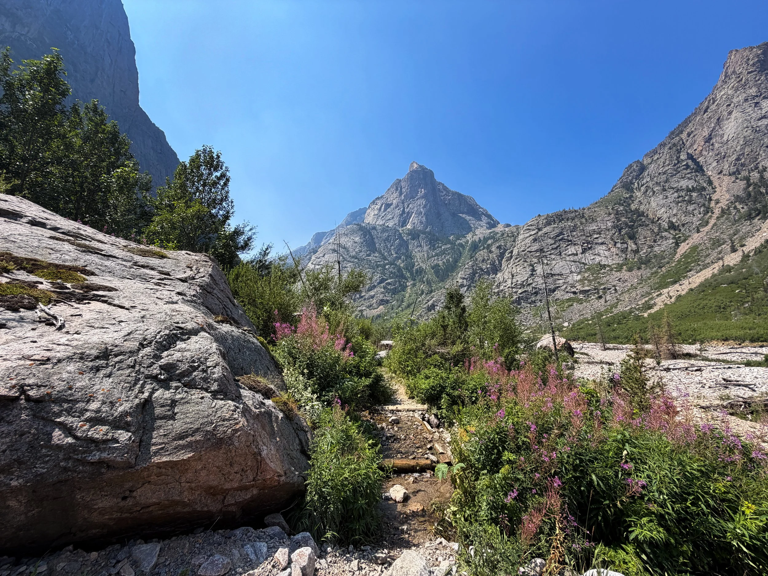 East Rosebud Trail Beaten Path Beartooth Mountains Montana