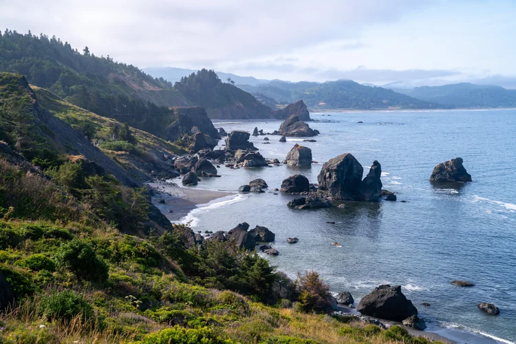 Hiking the Sisters Rock Trail on the Oregon Coast — noahawaii