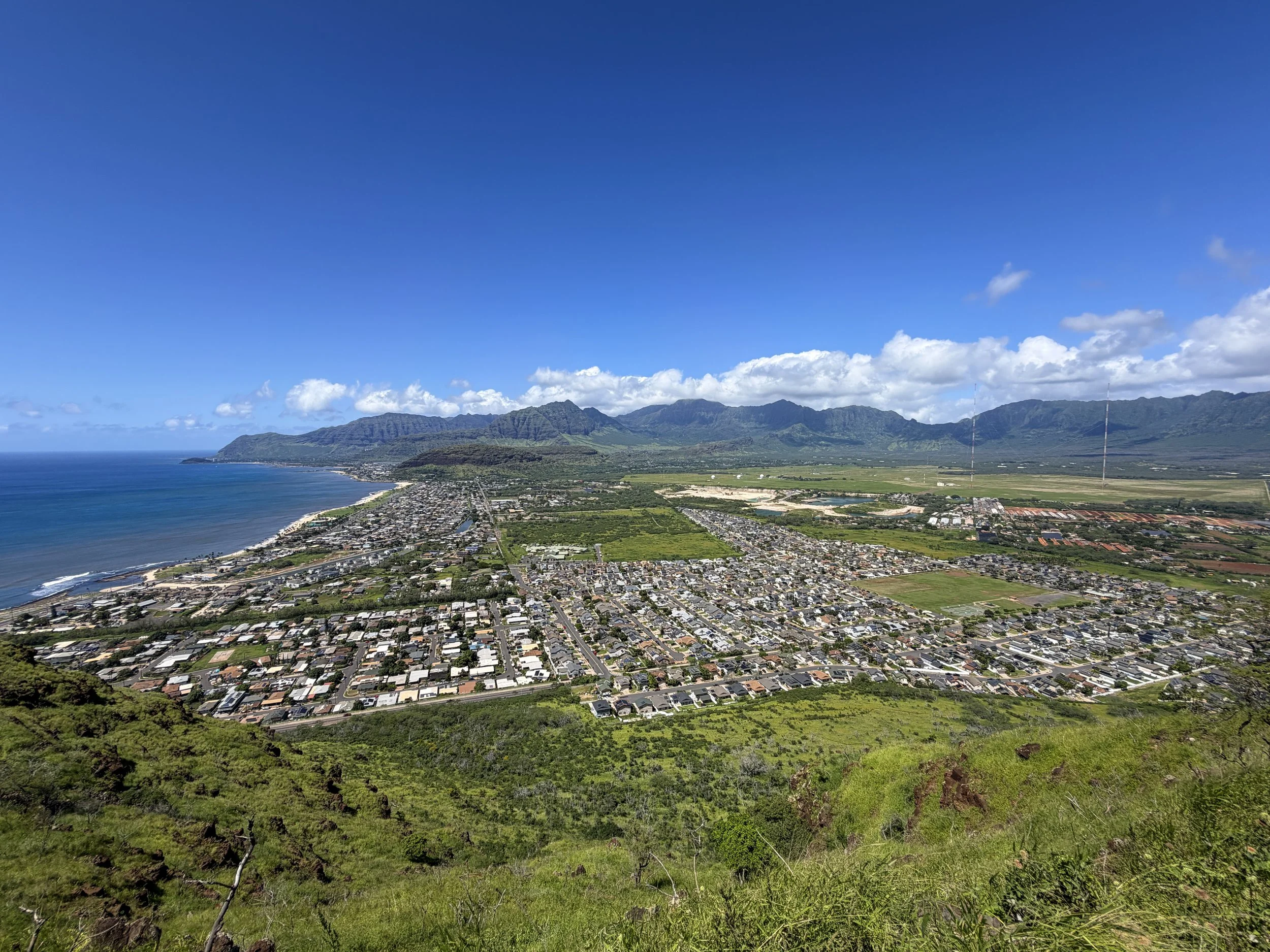 Puu O Hulu Trail to Pink Pillbox Oahu Hawaii