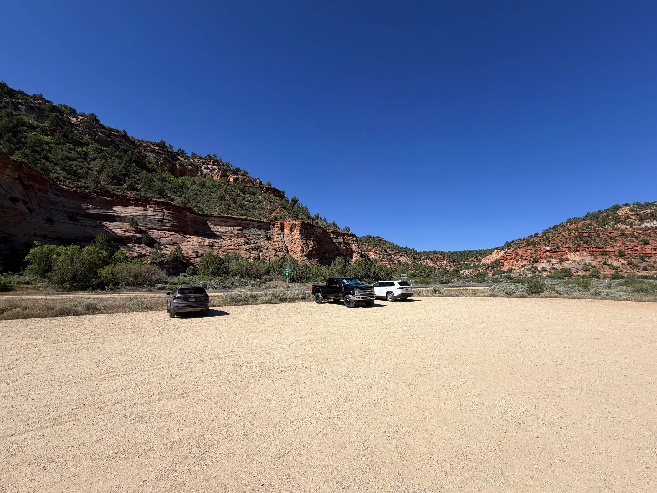 Moqui Sand Caves Trailhead Parking Kanab Utah